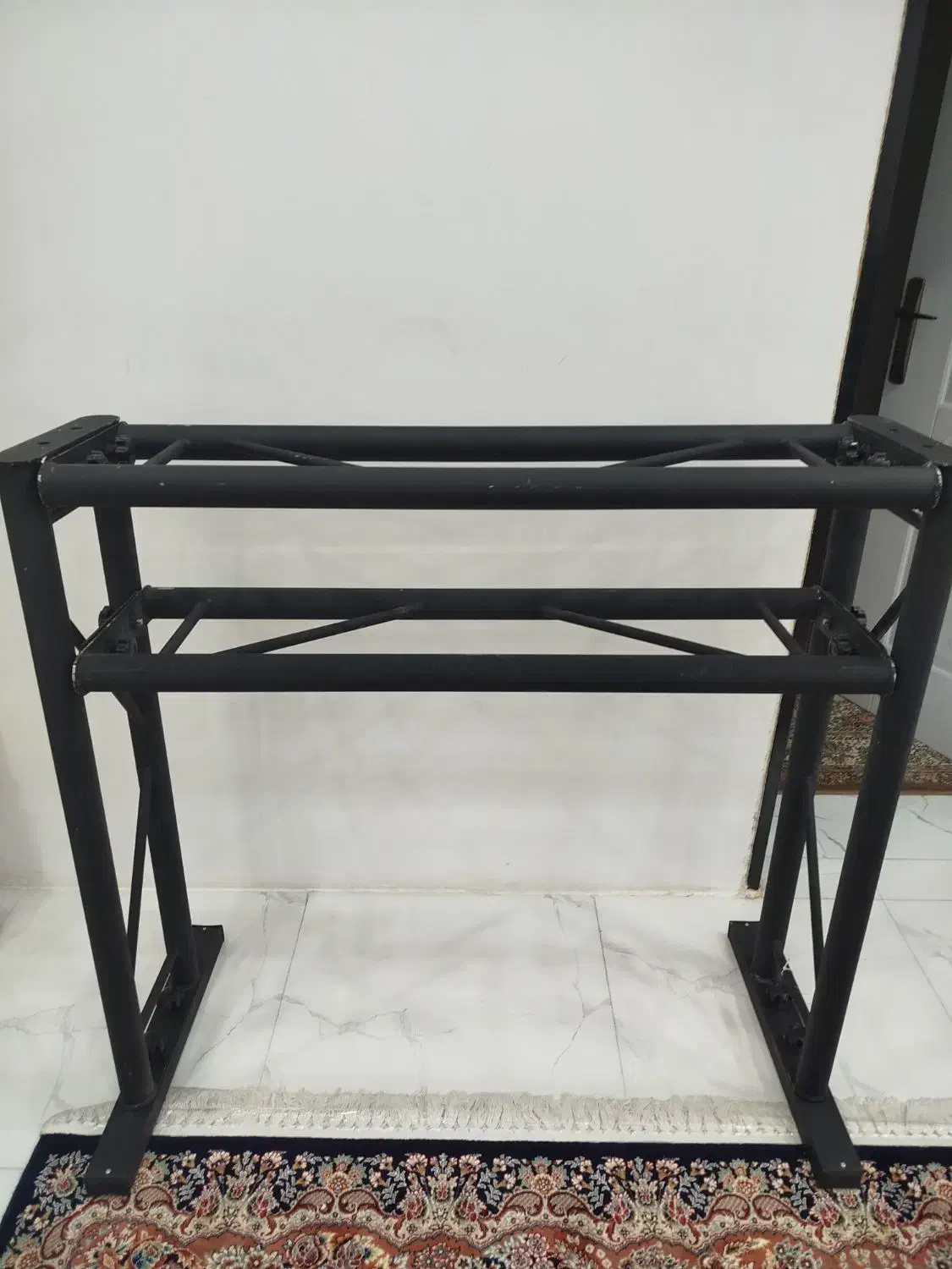 میز دی جی،پایه میکروفن،پد صدا گیر|آلات موسیقی|تهران, سیمای ایران|دیوار