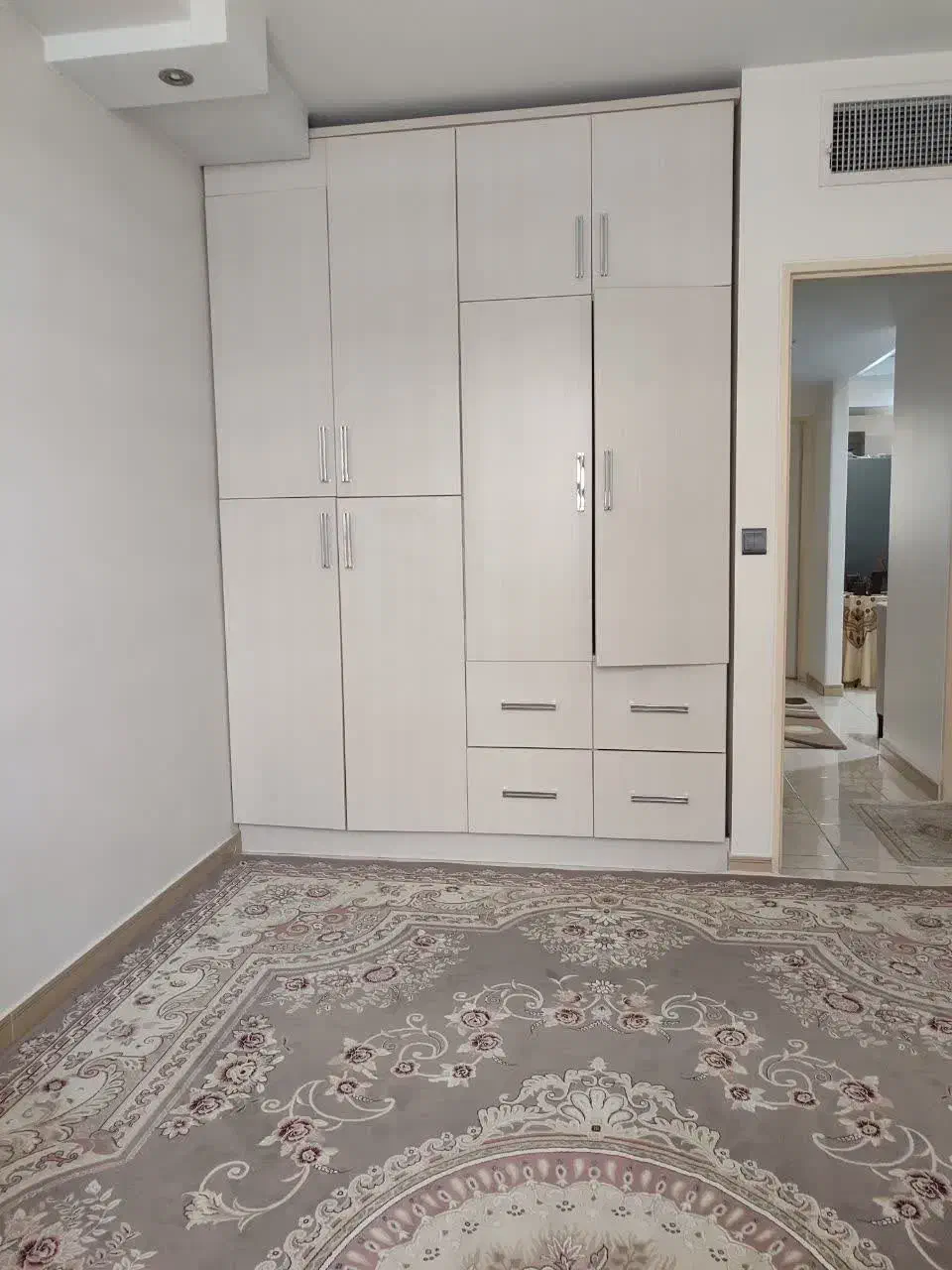 تک واحدی سه خواب