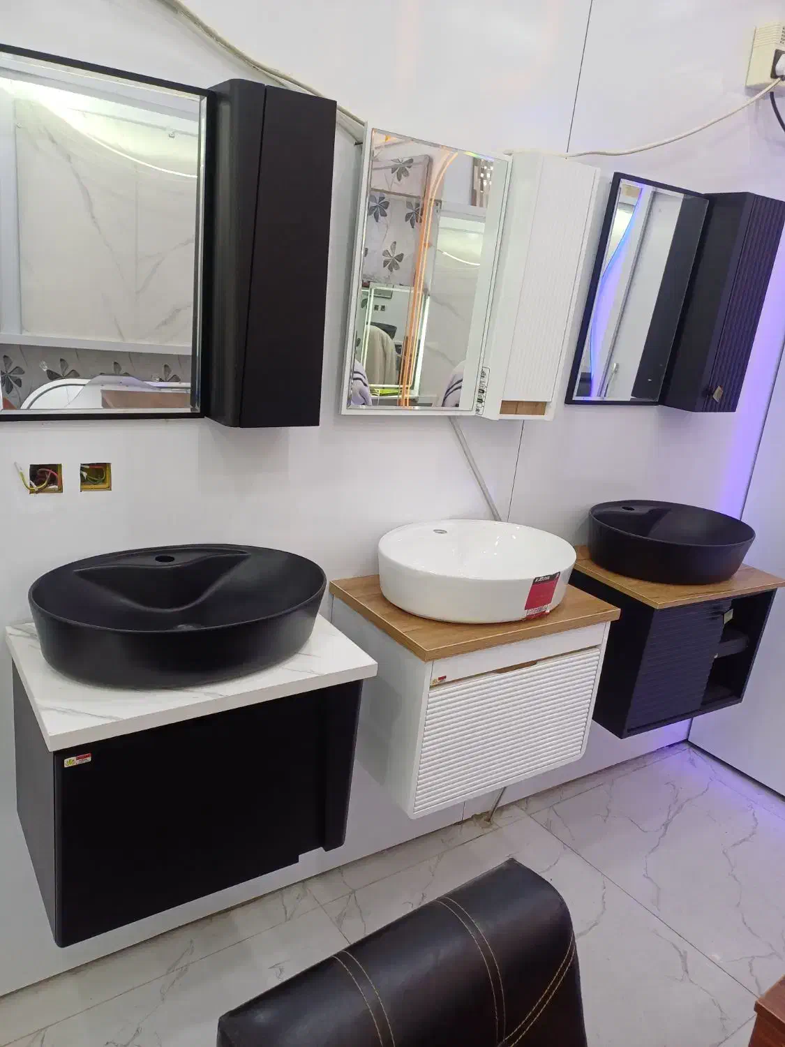 روشویی مدرن و انواع توالت فرنگی و..|لوازم سرویس بهداشتی|دزفول, |دیوار