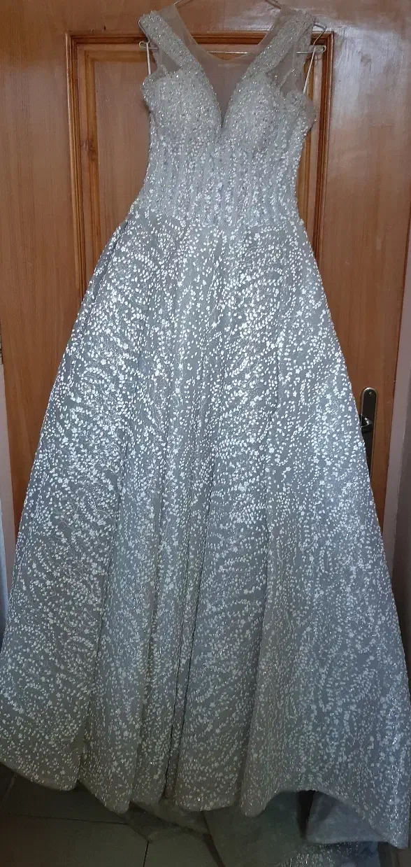 زیباترین لباس عقد با نازلترین قیمت برای فروش|لباس|فولادشهر, فولادشهر|دیوار