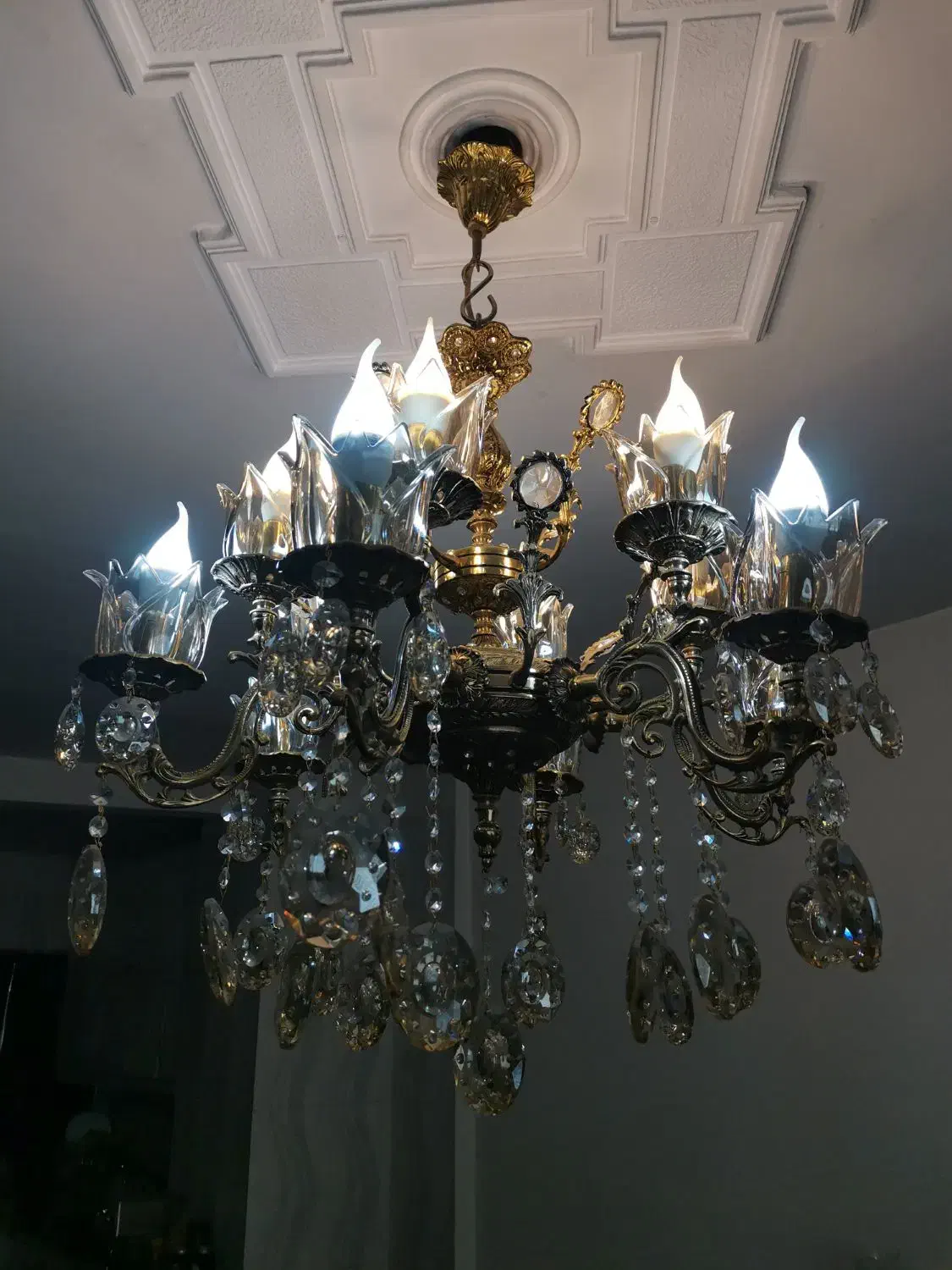 لوستر 6 شاخه 12 شعله|لوستر و چراغ آویز|رشت, دیلمان|دیوار