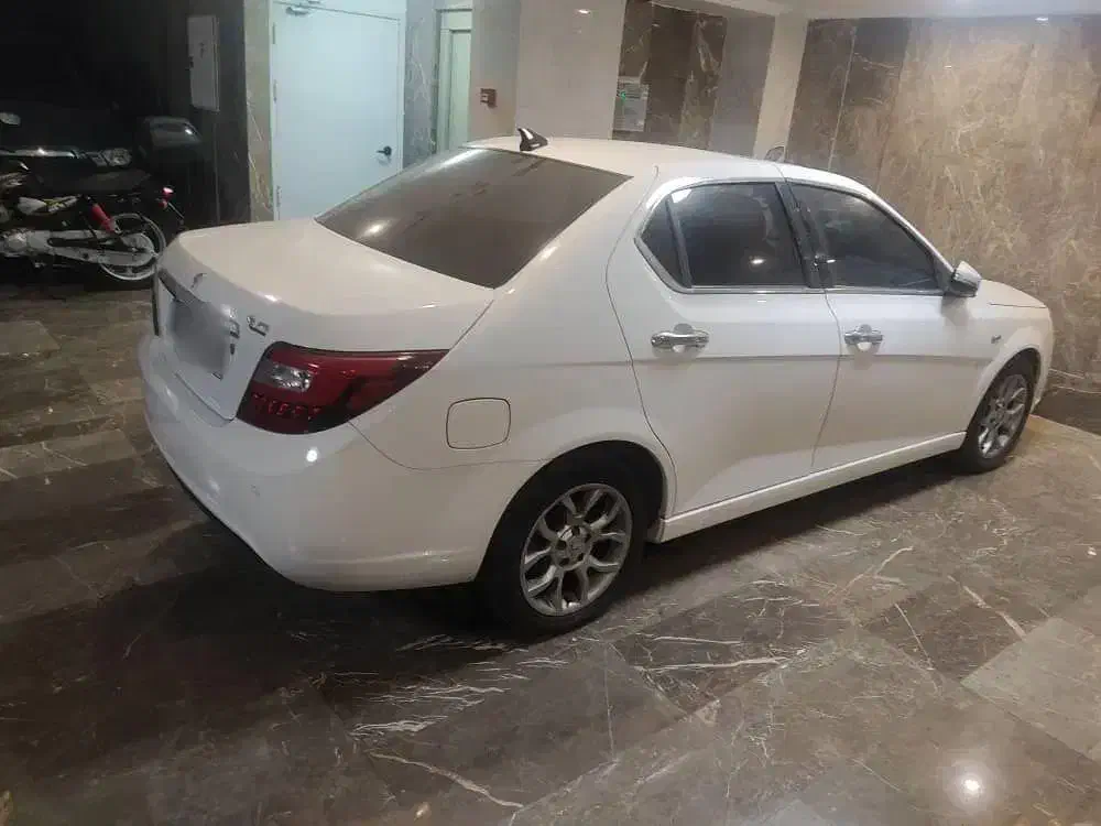 دنا پلاس بی رنگ‌مدل ۱۴۰۲|خودرو سواری و وانت|تهران, سلسبیل شمالی|دیوار