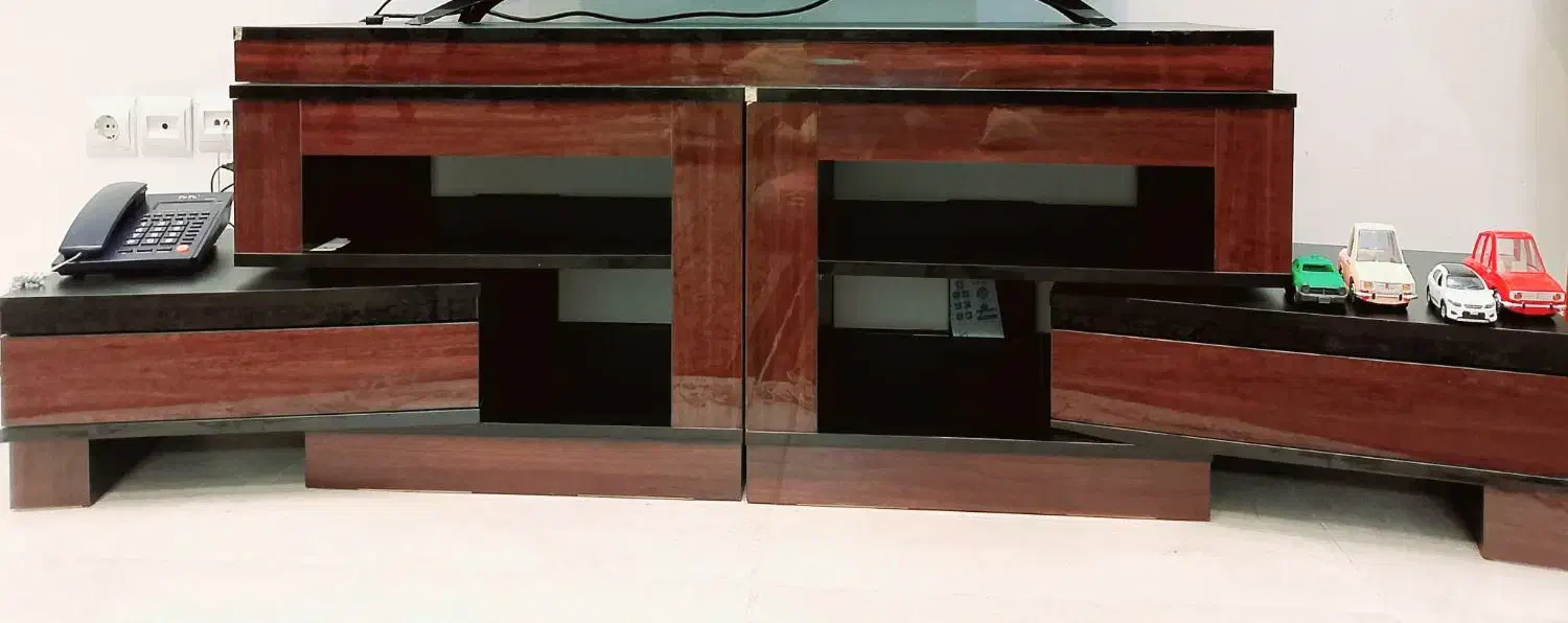 میز تلوزیون شیک و تمیز|میز تلویزیون|قم, شهرک قدس|دیوار