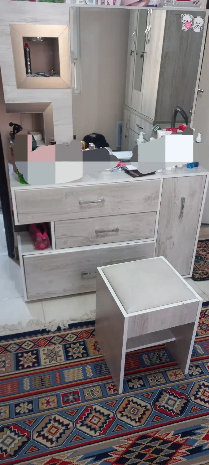 کمددیواری و میز لوازم ارایش|جاکفشی، کمد، دراور|تهران, مسعودیه|دیوار
