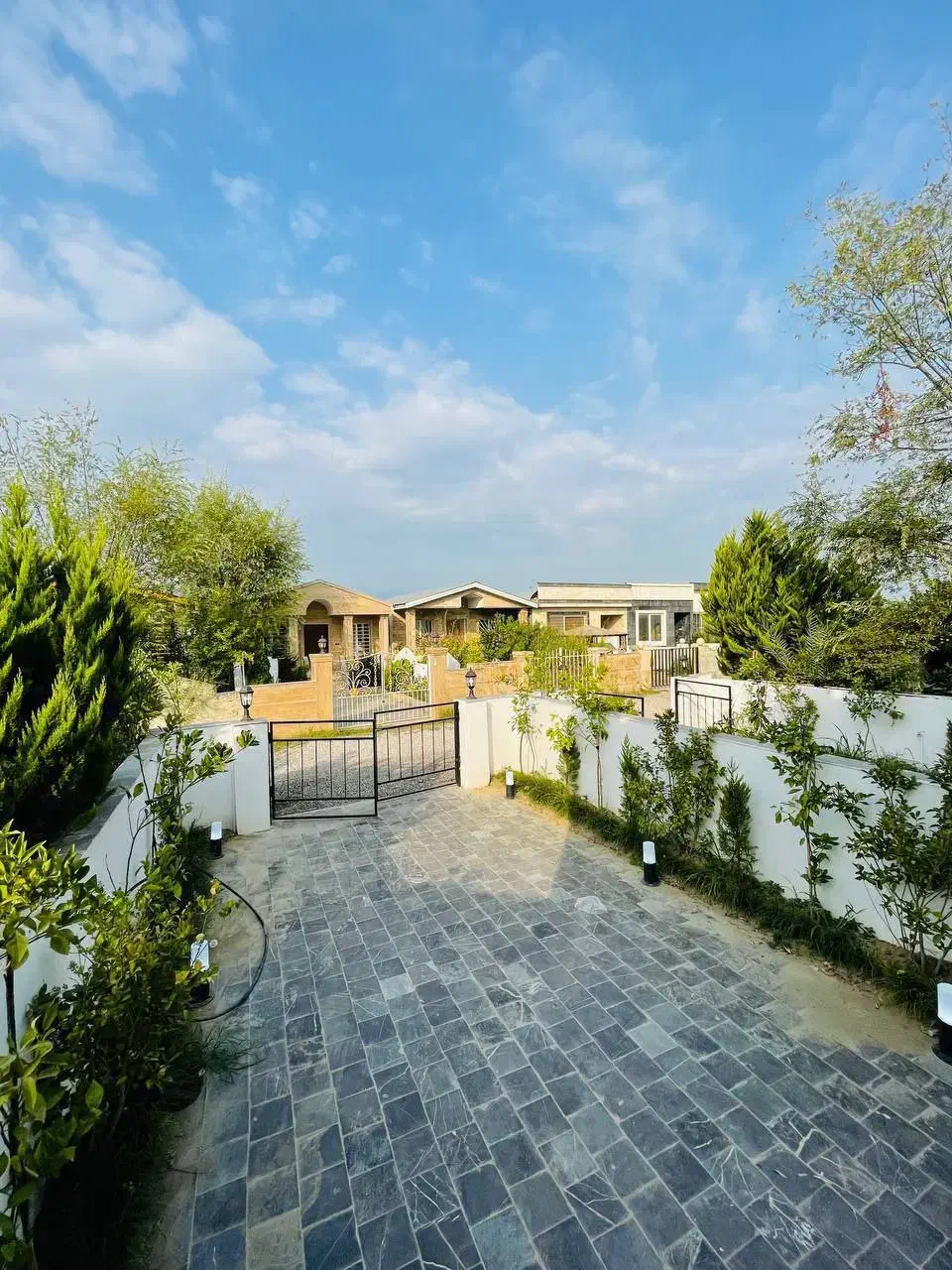 فروش ویلافلت مدرن 200متری در شمال|فروش خانه و ویلا|شاهین‌شهر, پاسداران|دیوار