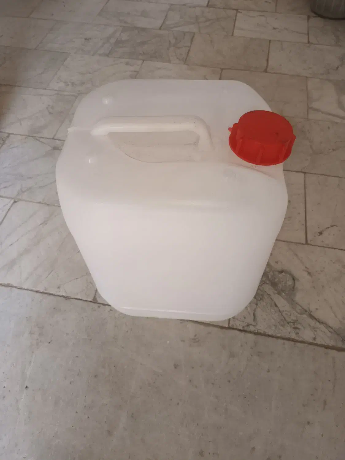 گالن ۲۰لیتری نو تعداد۱۰۰عدد|ظروف نگهدارنده، پلاستیکی، یک‌بارمصرف|بومهن, |دیوار