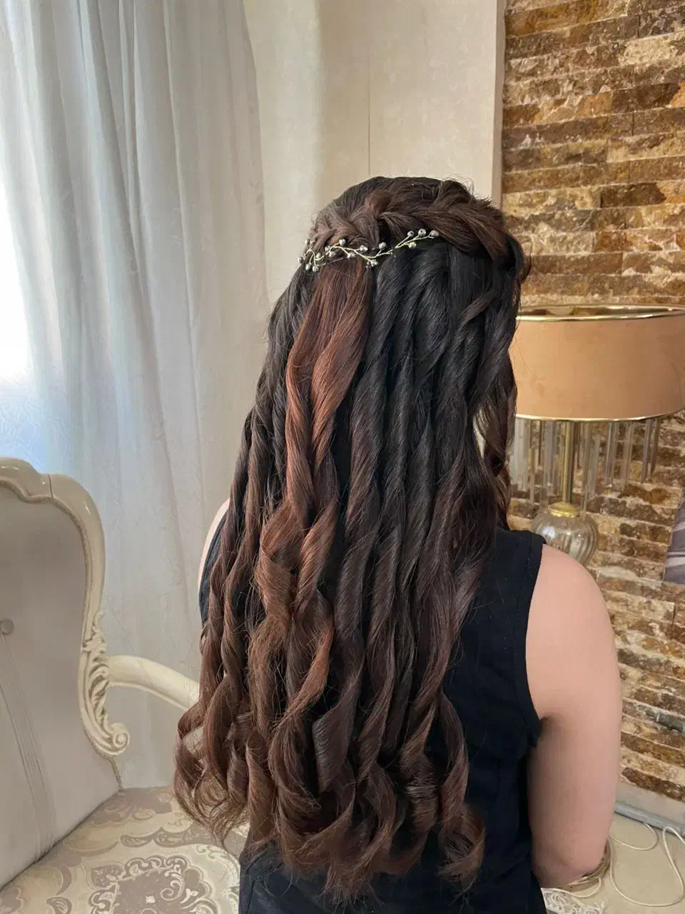 شینیون و میکاپ ویژه هردو فقط با ۱/۱۰۰/۰۰۰هزار|خدمات آرایشگری و زیبایی|اسلامشهر, شهرک واوان|دیوار