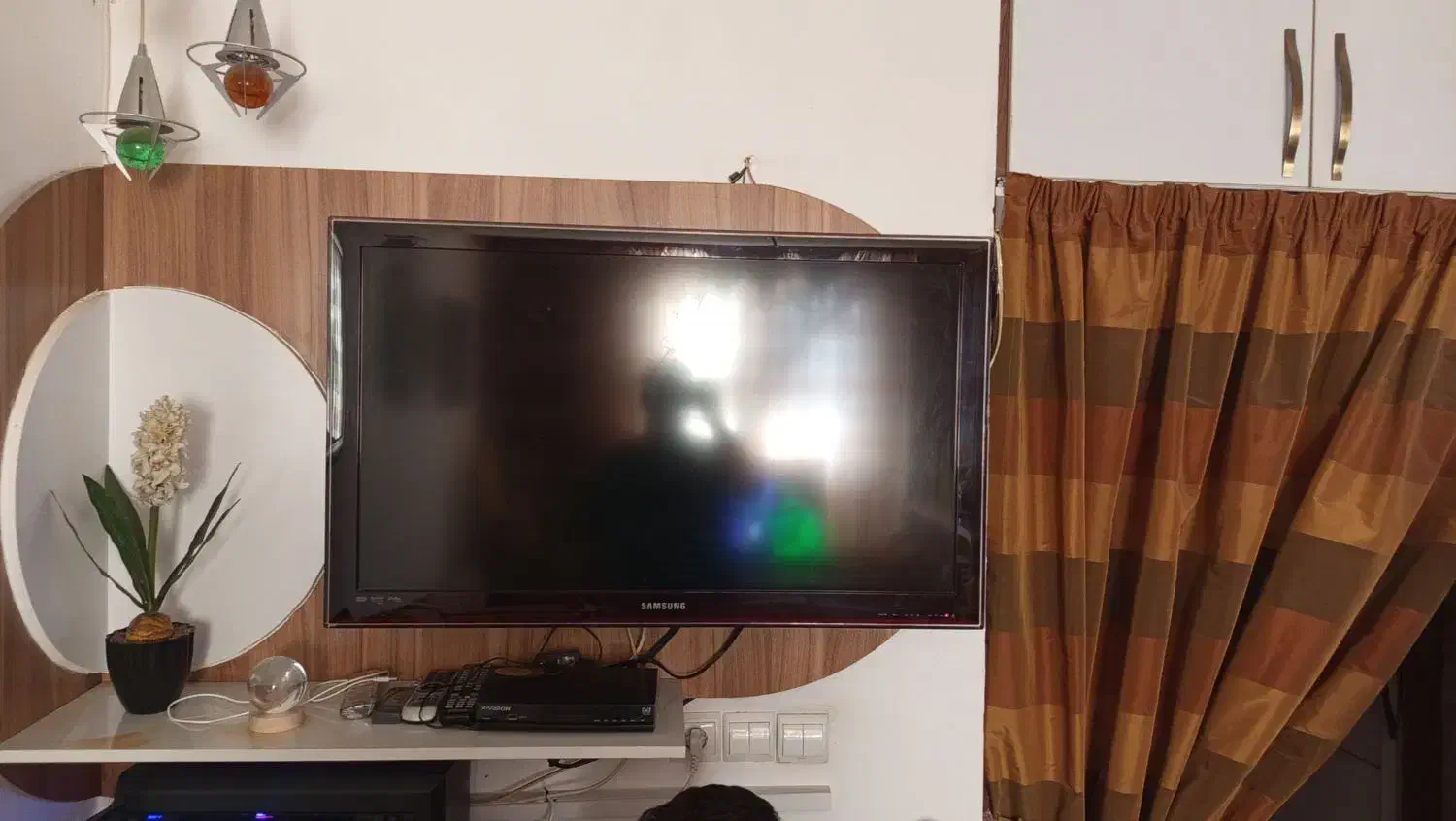 تلویزیون ال سی دی 43|تلویزیون و پروژکتور|گلبهار, شهر جدید گلبهار|دیوار