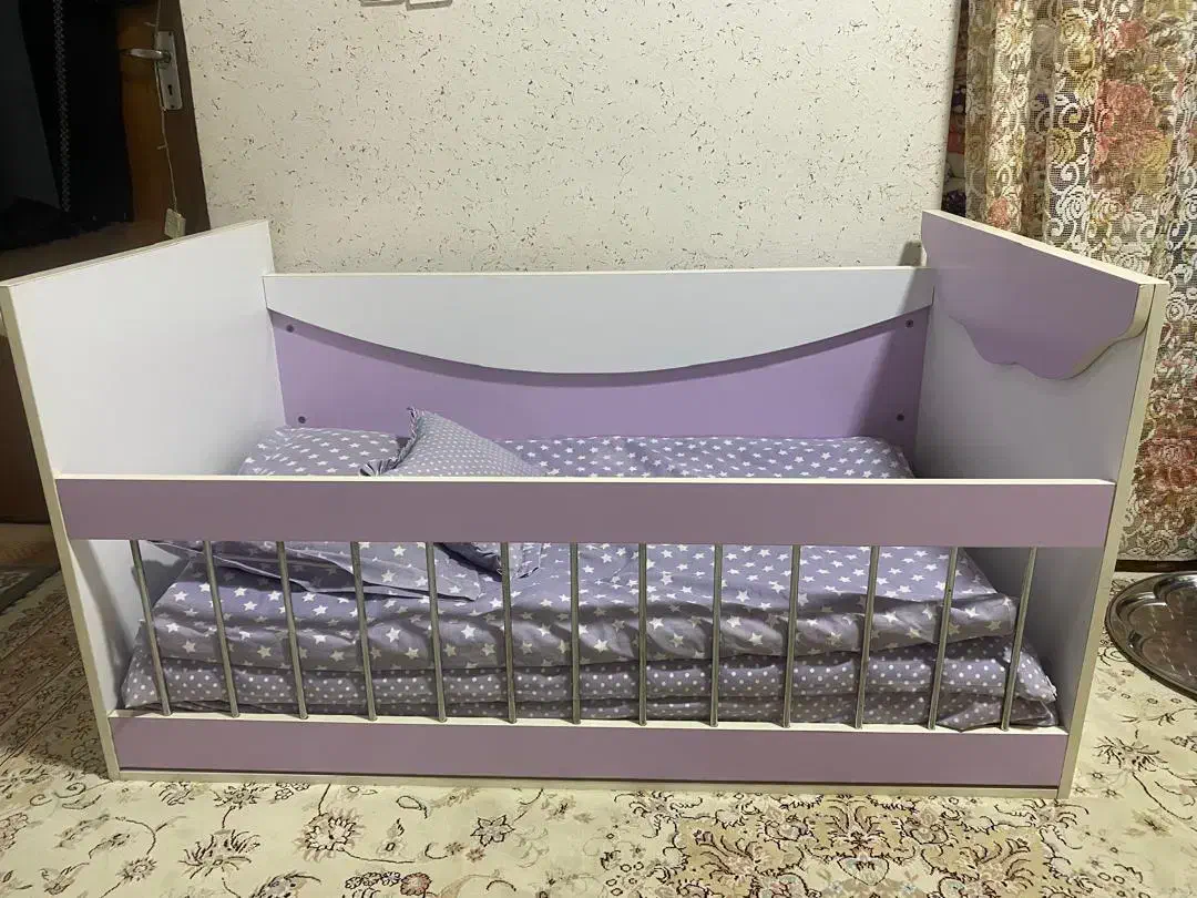 تخت و تشک کودک در حد نو|تخت و سرویس خواب|تالش, هشتپر|دیوار