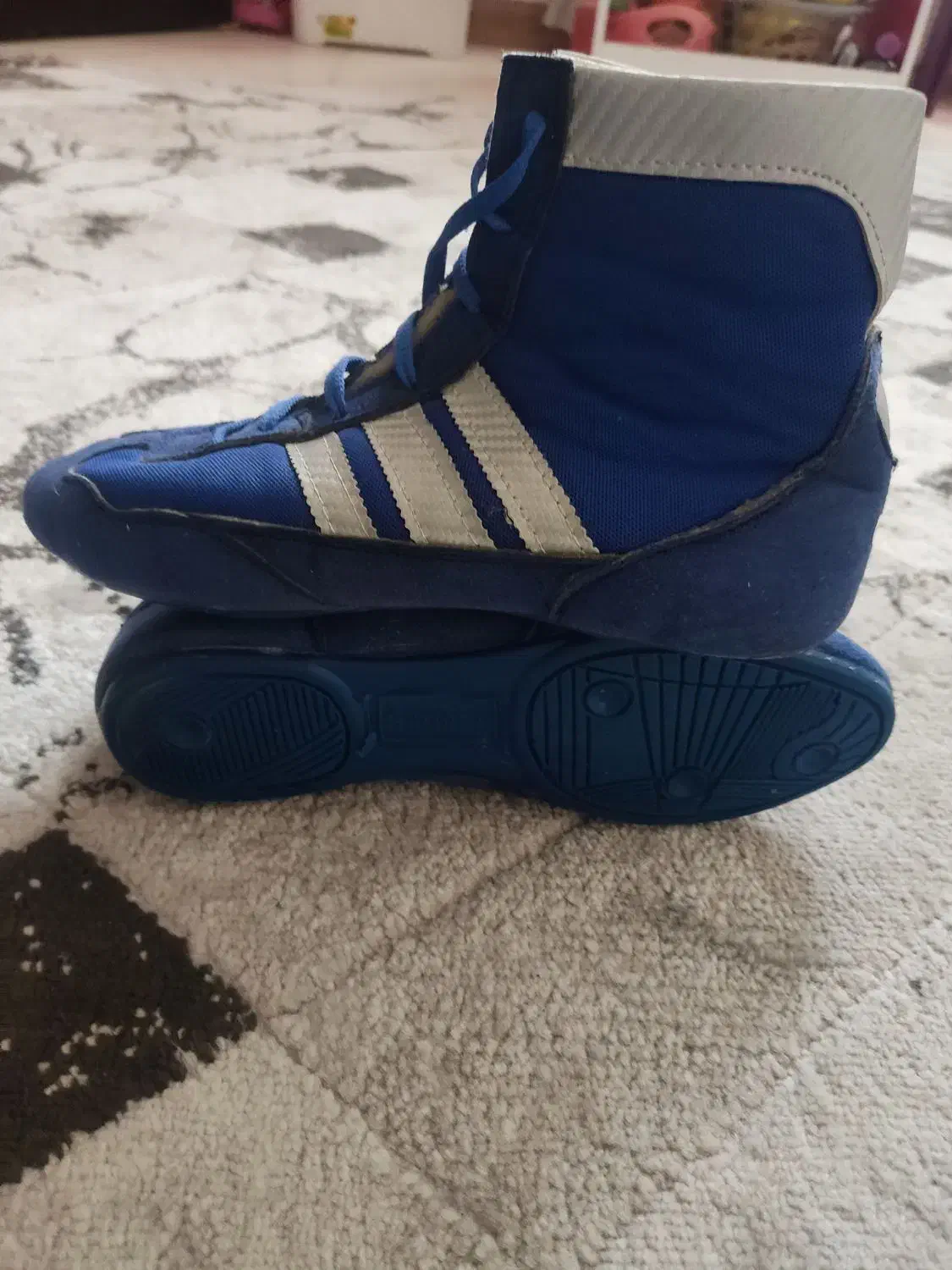 کفش دوبنده کشتی|لباس|اسلام‌‌آباد غرب, |دیوار