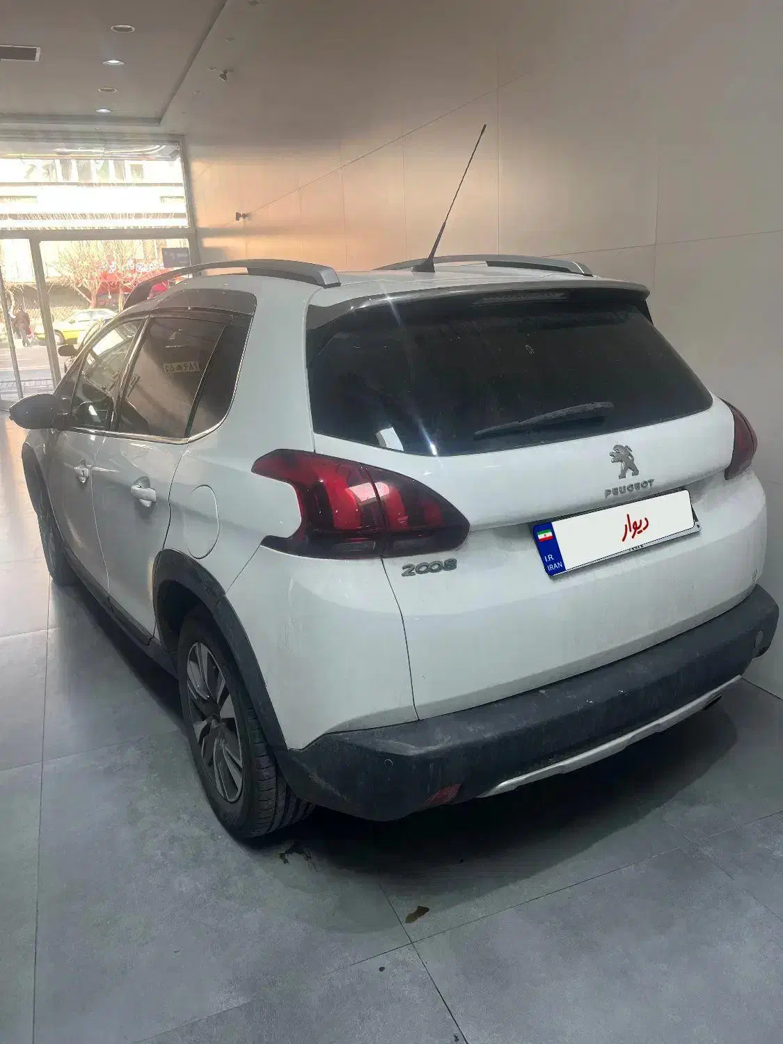 پژو ۲۰۰۸ مدل ۹۸|خودرو سواری و وانت|تهران, عباس‌آباد|دیوار