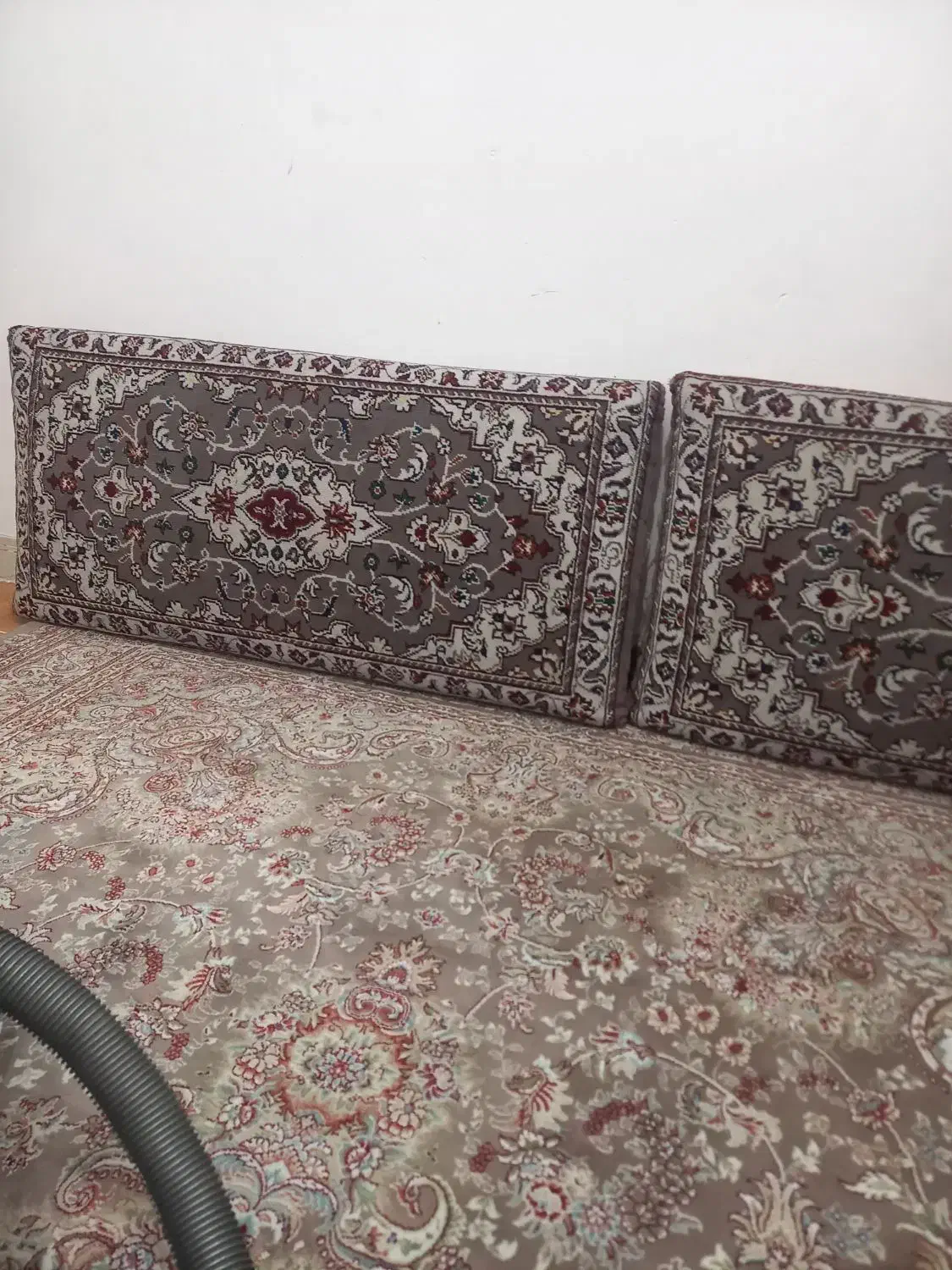 پشتی|پشتی|صباشهر, |دیوار