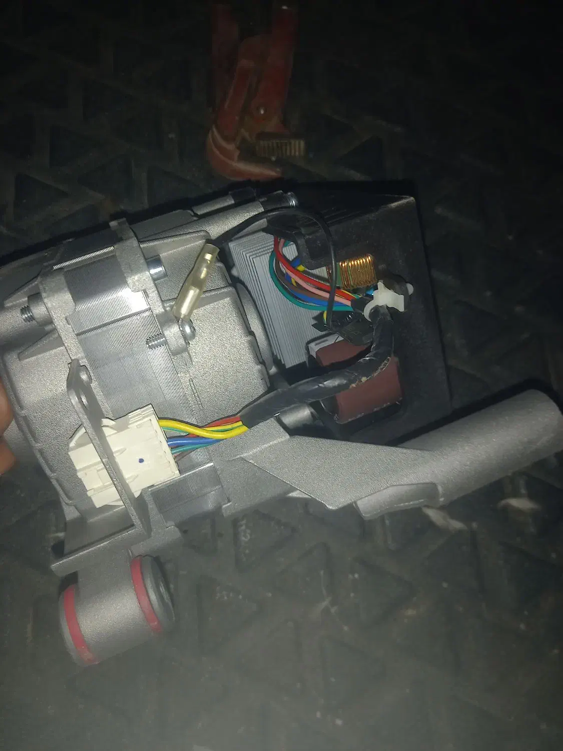 موتور‌لباس شویی ‌|ماشین لباسشویی و خشک‌کن لباس|زاهدان, |دیوار