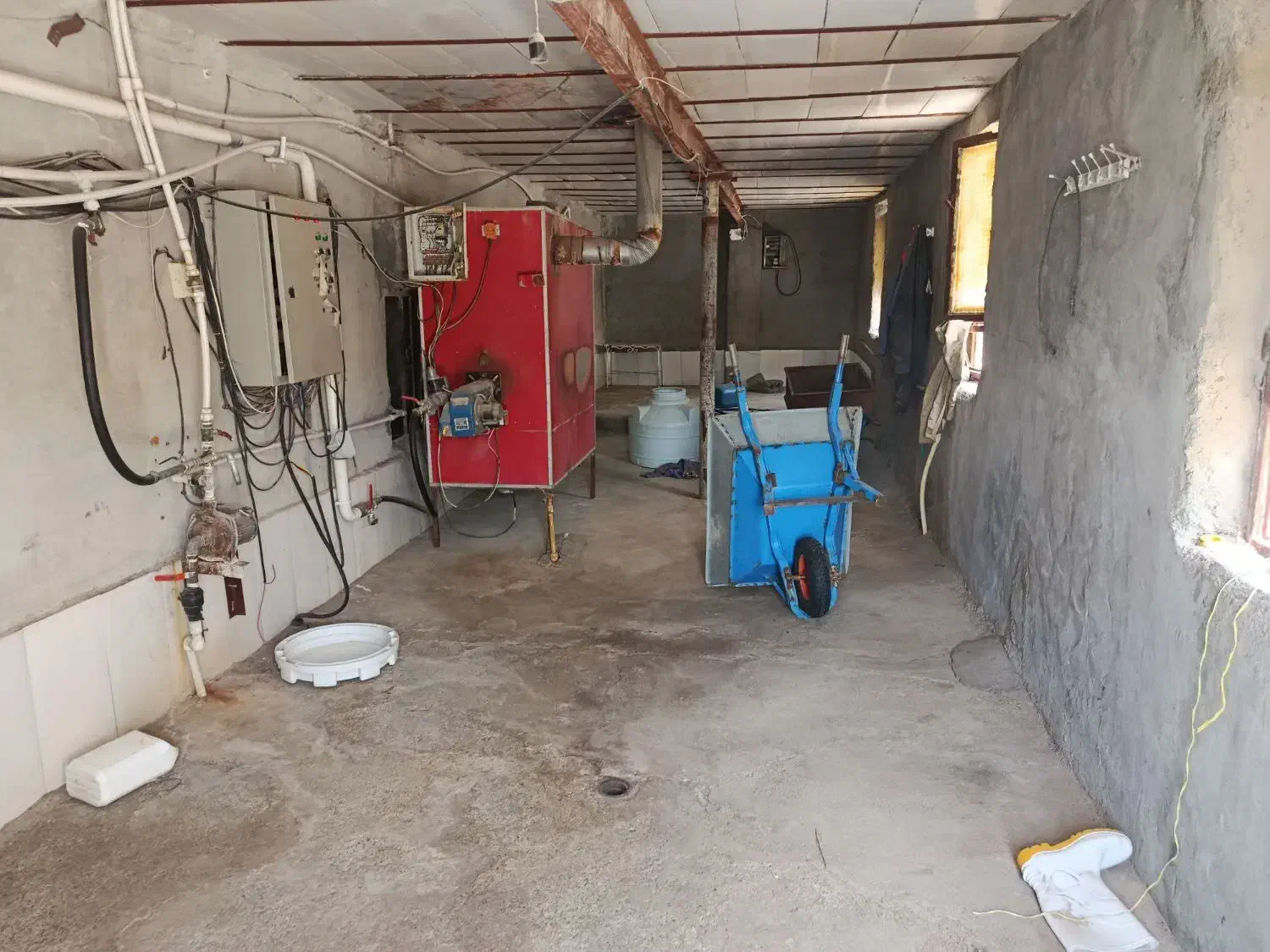 مرغداری گوشتی|فروش دفتر صنعتی، کشاورزی، تجاری|کوهپایه, |دیوار