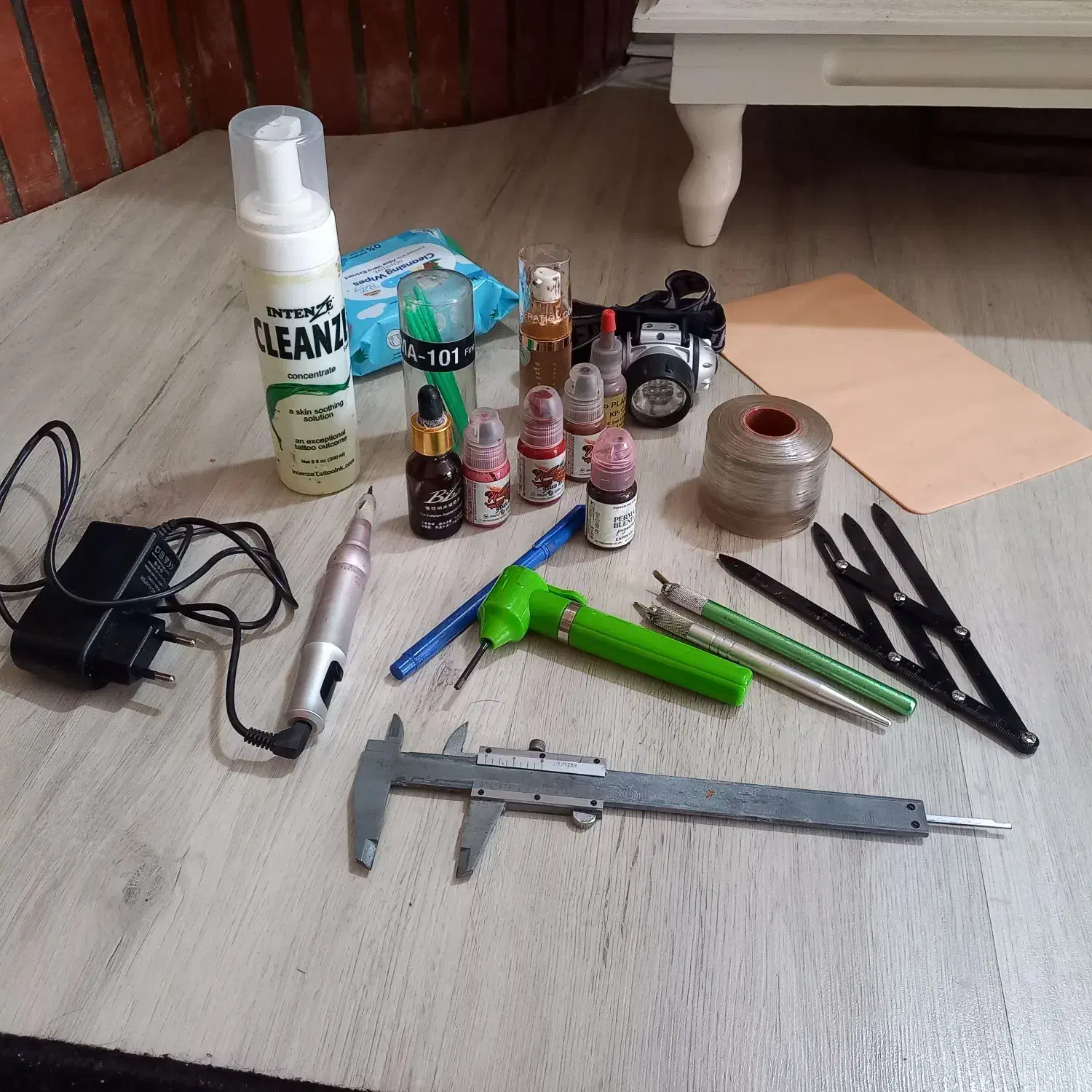 لوازم فیبروز و میکرو ابرو ولب|آرایشی، بهداشتی، درمانی|اردبیل, |دیوار