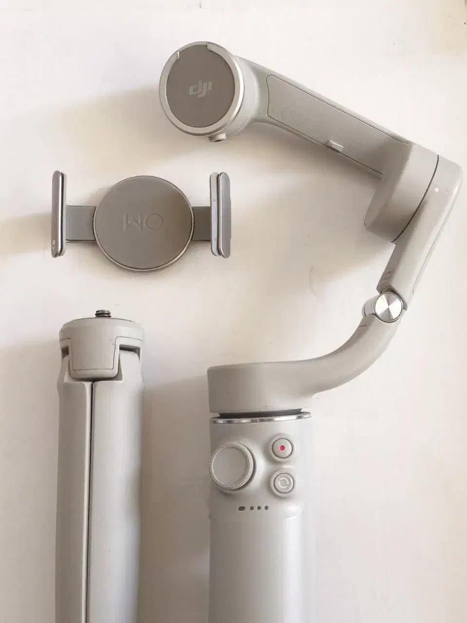 گیمبال موبایل نسل 5 برند Dji|لوازم جانبی موبایل و تبلت|اصفهان, شیخ طوسی|دیوار