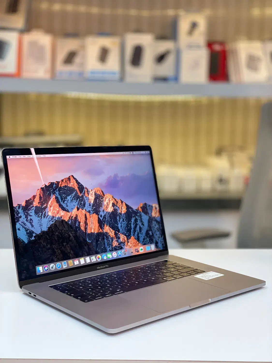 MacBook Pro 2019|رایانه همراه|کیش, |دیوار