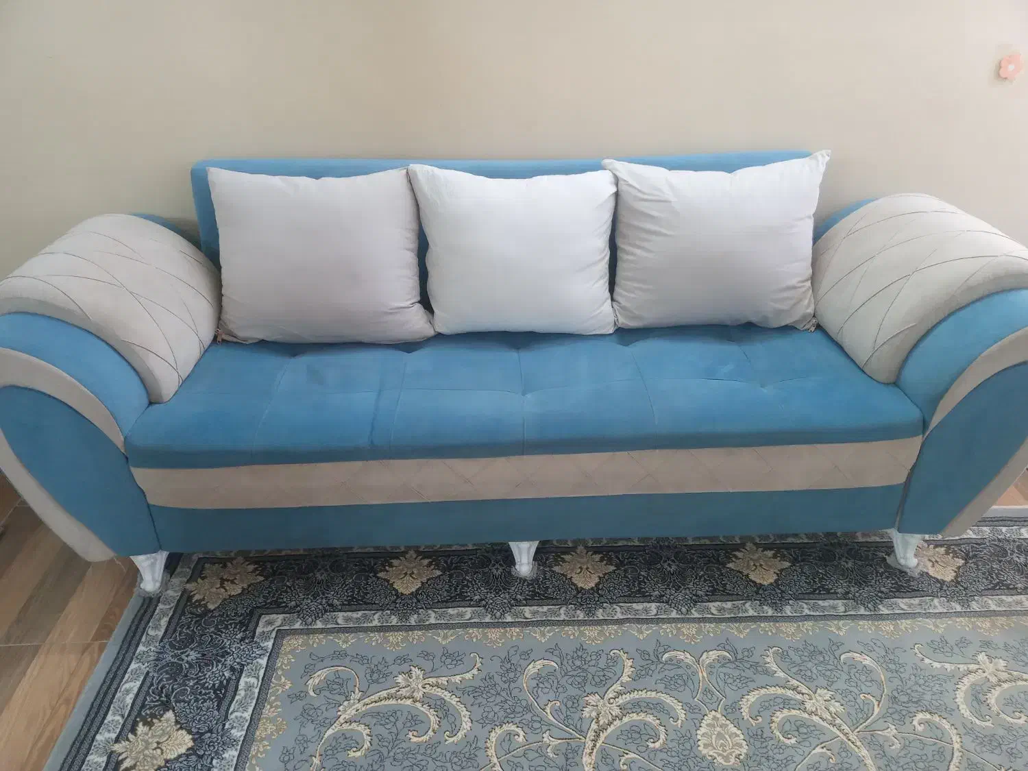 مبلمان خوش رنگ 8نفره|مبلمان خانگی و میز عسلی|سبزوار, شهدا|دیوار