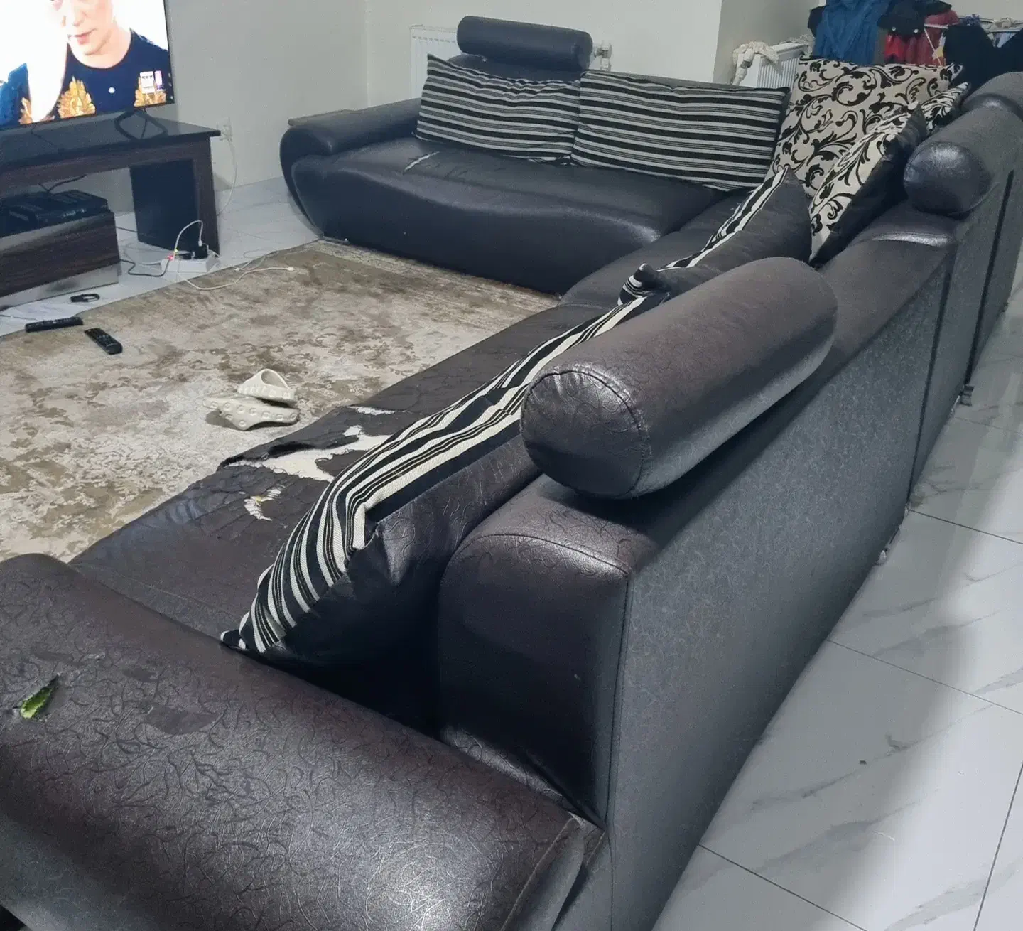 مبل چرم|مبلمان خانگی و میز عسلی|تهران, نیلوفر|دیوار