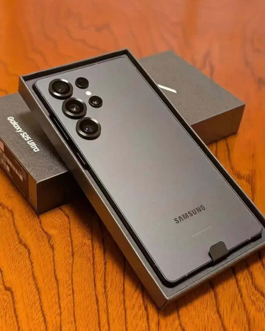 گوشی چکی اس 25الترا**S25ULTRA|موبایل|مشهد, احمدآباد|دیوار