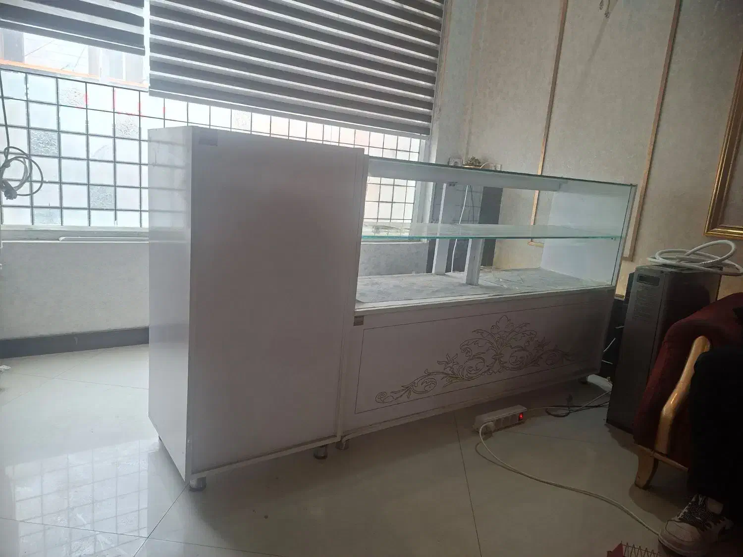 ویترین و پاچال مغازه در حد نو|بوفه، ویترین، کنسول|مشهد, دانش|دیوار