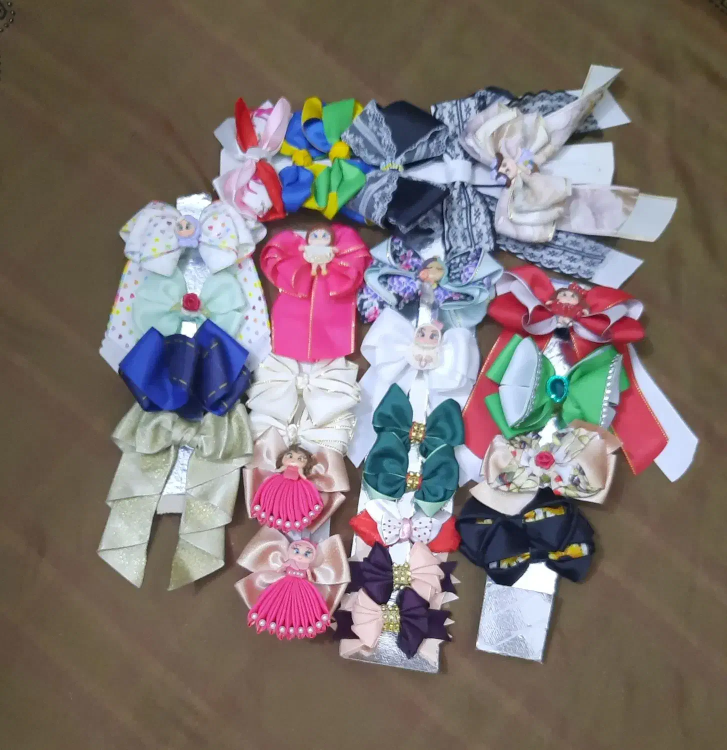 فروش گلسر|کفش و لباس بچه|کازرون, |دیوار