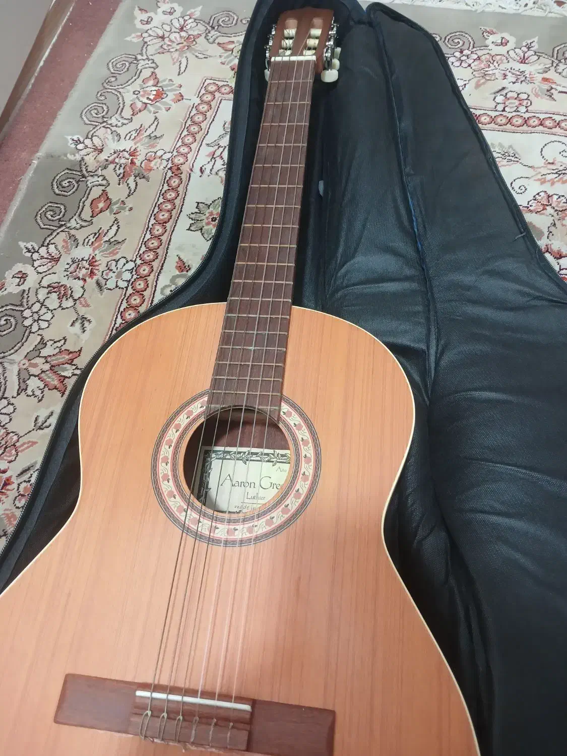 گیتار|گیتار، بیس، امپلیفایر|همدان, |دیوار