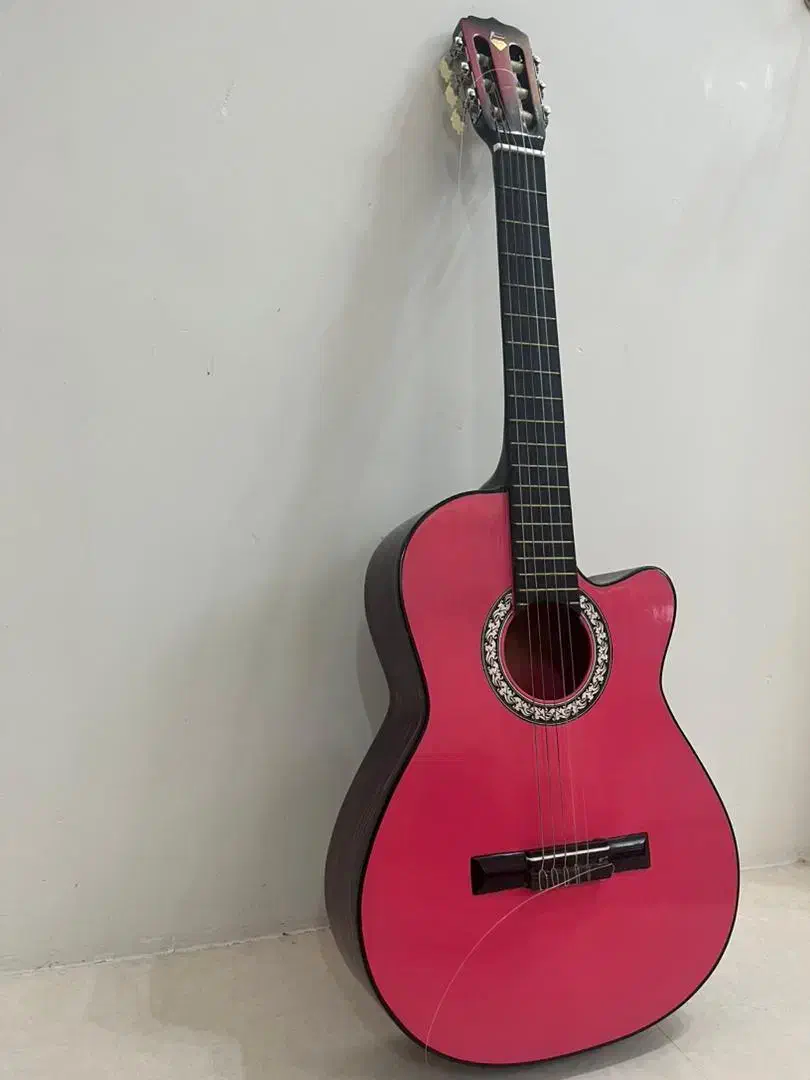 گیتار نو|گیتار، بیس، امپلیفایر|مشهد, جاهد شهر|دیوار