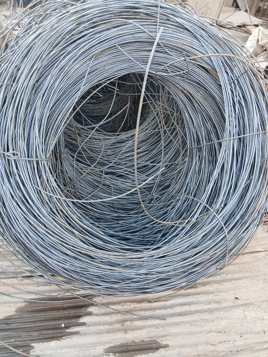 با سلام.  کلاف ۶/۵ و۵/۵ حرارتی حدود ۴ تن موجود .|مصالح و تجهیزات ساختمان|بهارستان, |دیوار