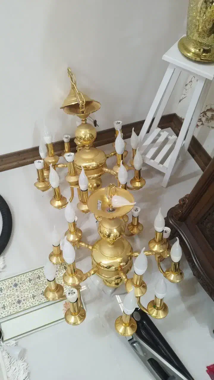 دو لوستر زیبا|لوستر و چراغ آویز|محمدشهر, همایون ویلا|دیوار