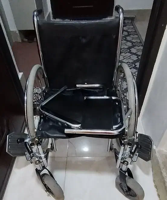 ویلچر تاشو|آرایشی، بهداشتی، درمانی|اردبیل, |دیوار