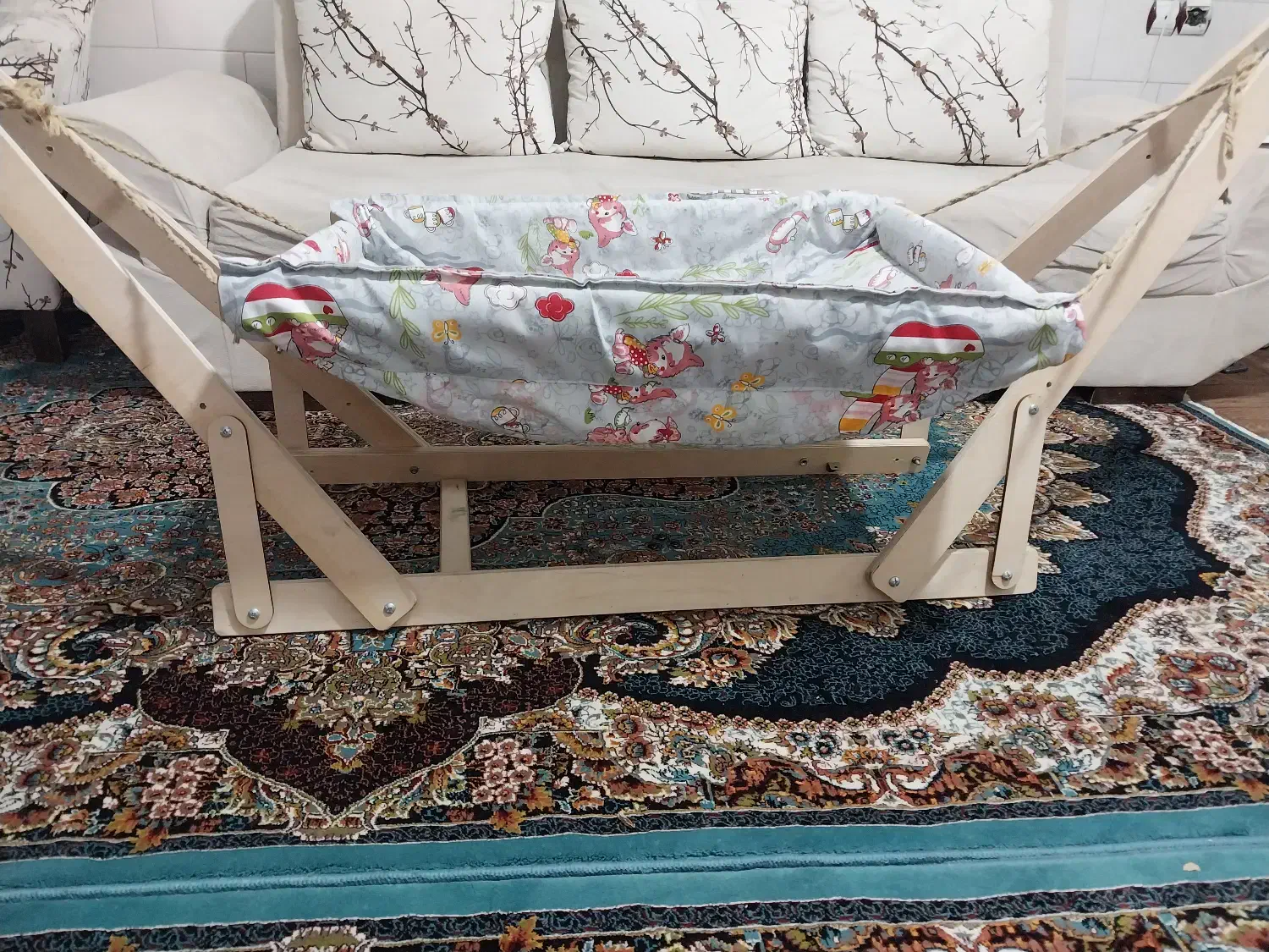 گهواره|اسباب و اثاث بچه|معصومیه, |دیوار