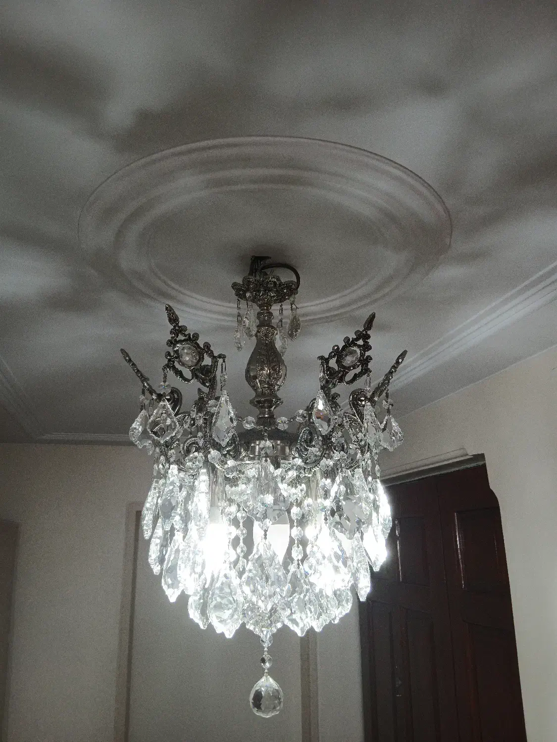 سه عدد لوستر برنجی با کریستال اتریشی|لوستر و چراغ آویز|تهران, شهرک محلاتی|دیوار