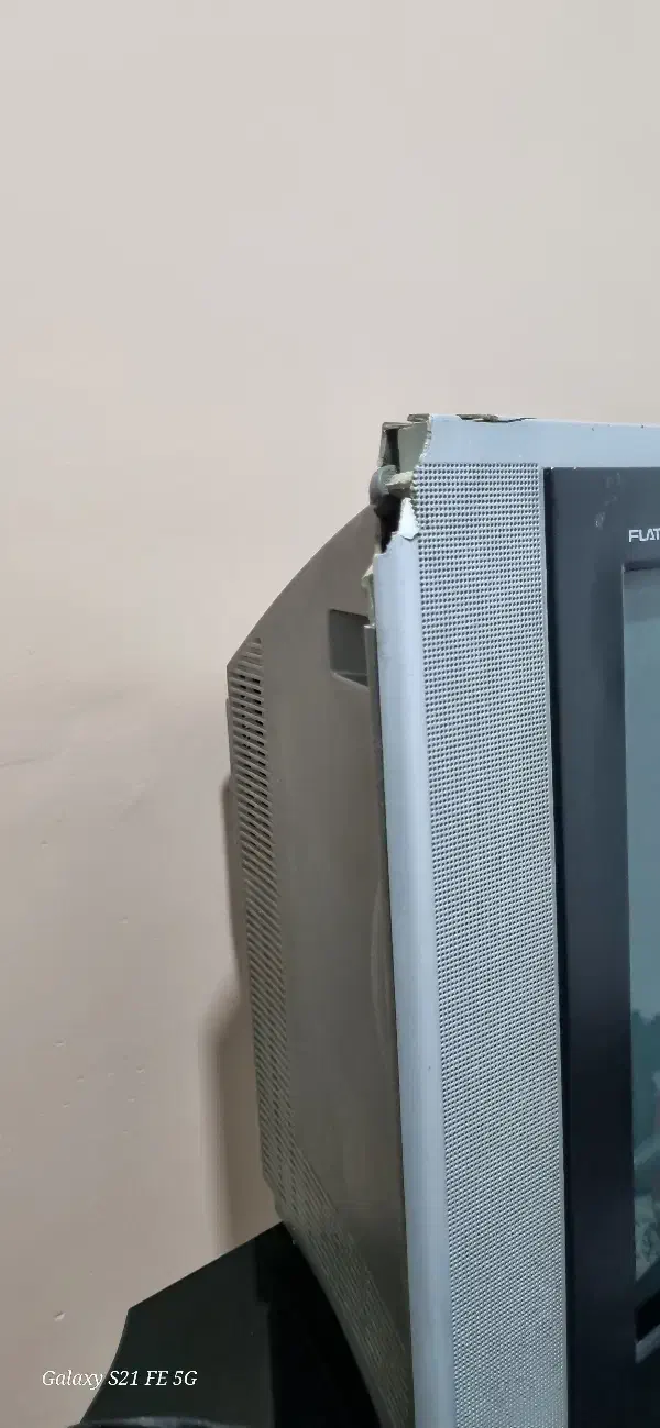 تلویزیون الجی ومیز تلویزیون|تلویزیون و پروژکتور|ورامین, ورامین|دیوار