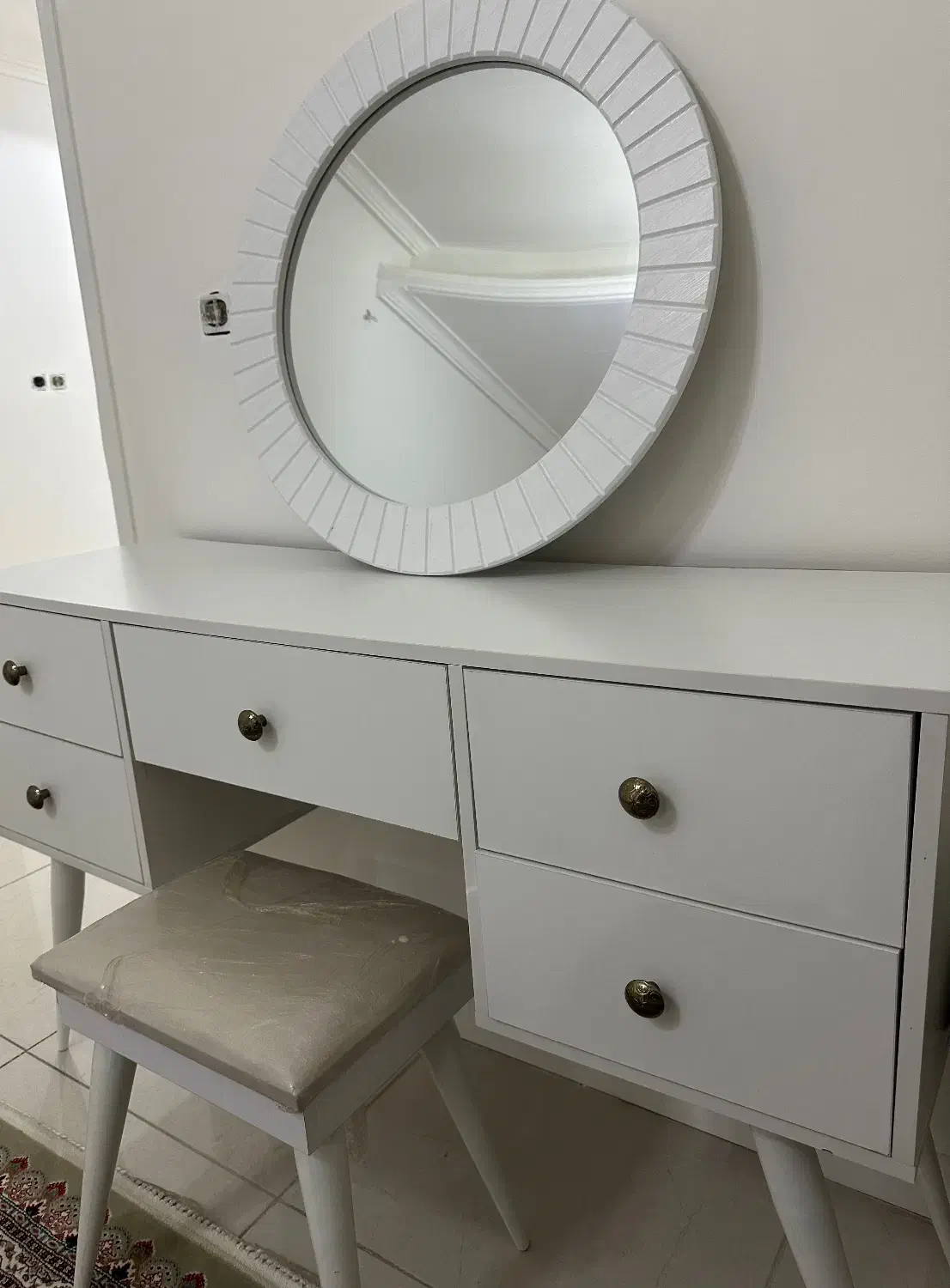 فروش میز آرایش و آینه|بوفه، ویترین، کنسول|بابل, |دیوار