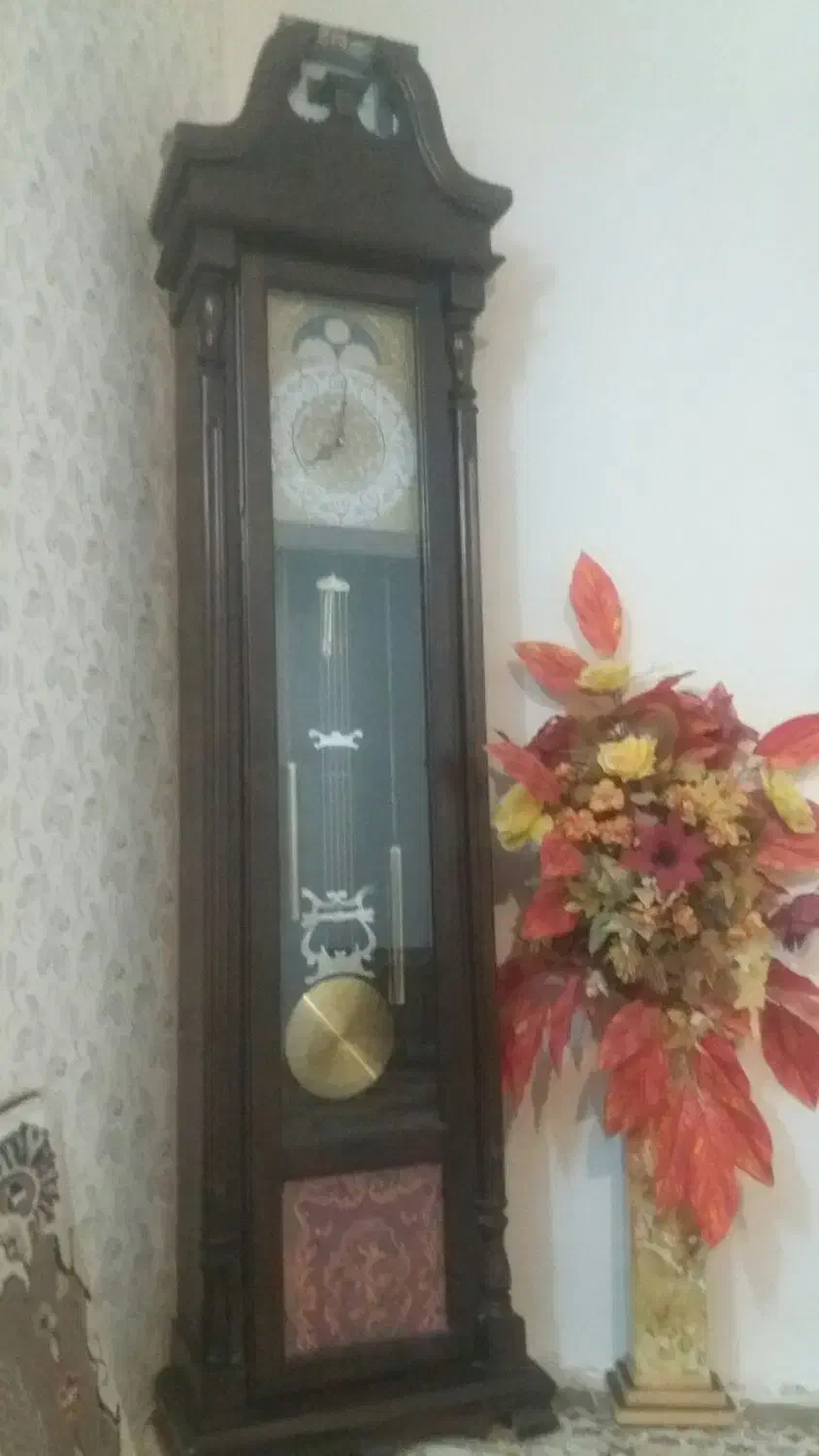 ساعت|ساعت|گلبهار, شهر جدید گلبهار|دیوار
