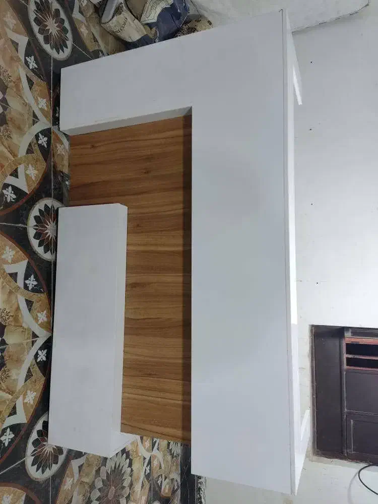 میز فروشی زیر قیمت فقط ۹ تومن کاملا نوع|میز تحریر و کامپیوتر|فنوج, |دیوار