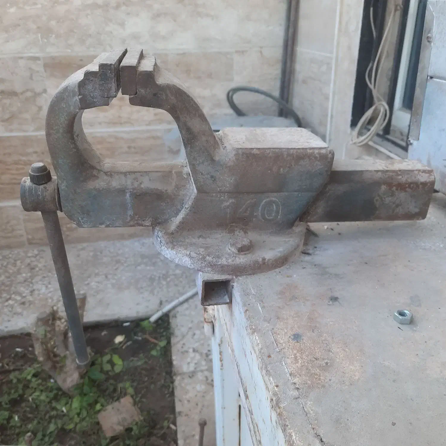 ابزار|ابزارآلات|قشم, |دیوار