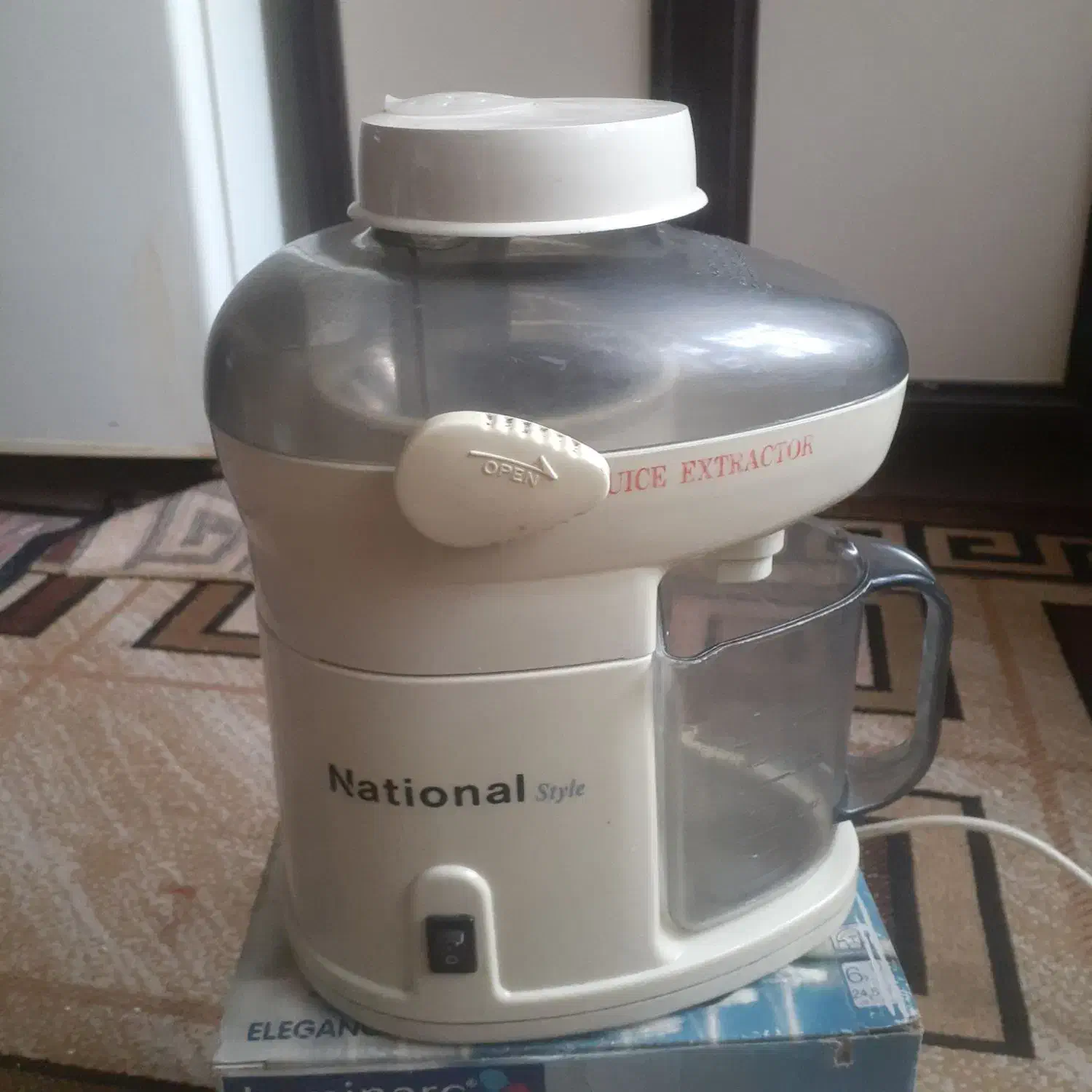 آبمیوه گیری|آبمیوه‌گیر و آب‌مرکبات‌گیر|باقرشهر, |دیوار