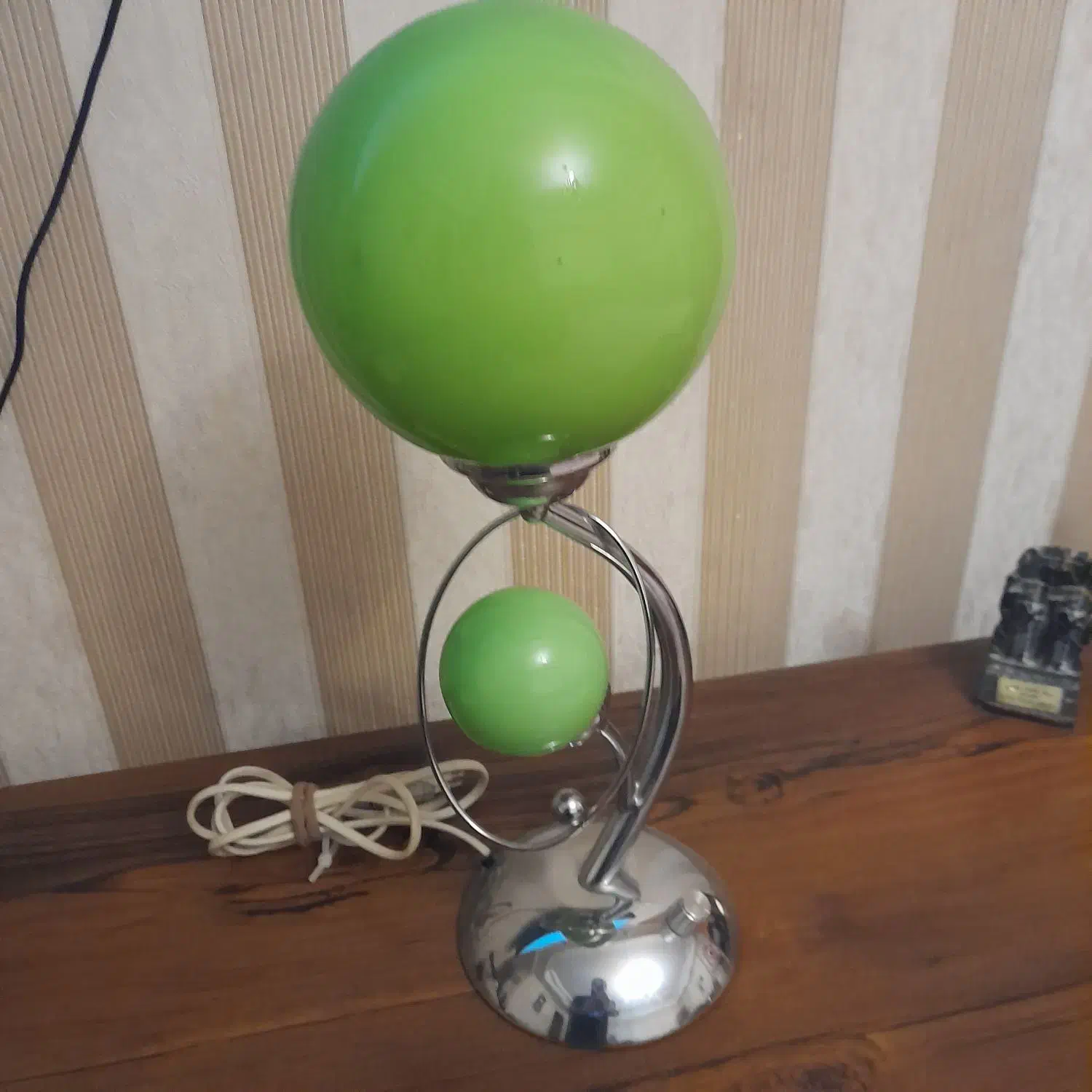 آباژور رومیزی فلزی CHENCO با نور قابل تنظیم|چراغ خواب و آباژور|تهران, نیروی هوایی (پیروزی)|دیوار