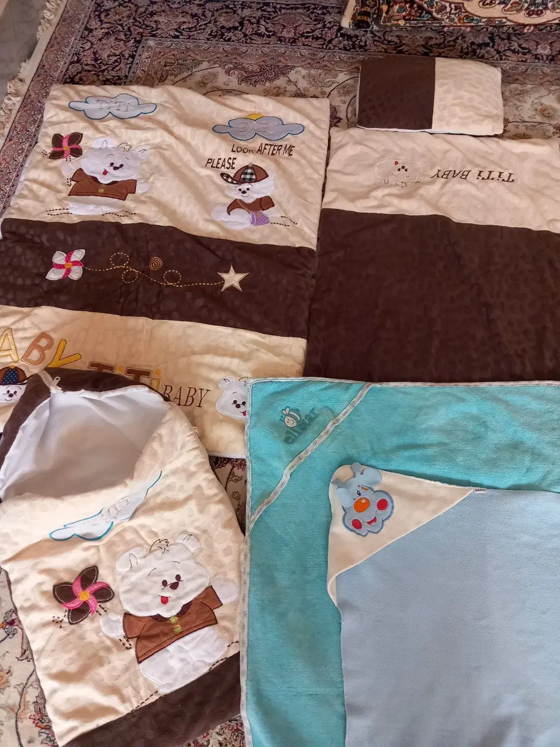 سرویس خواب نوزادی پتو وحوله تمیز ومرتب|اسباب و اثاث بچه|فردوس (خراسان), |دیوار