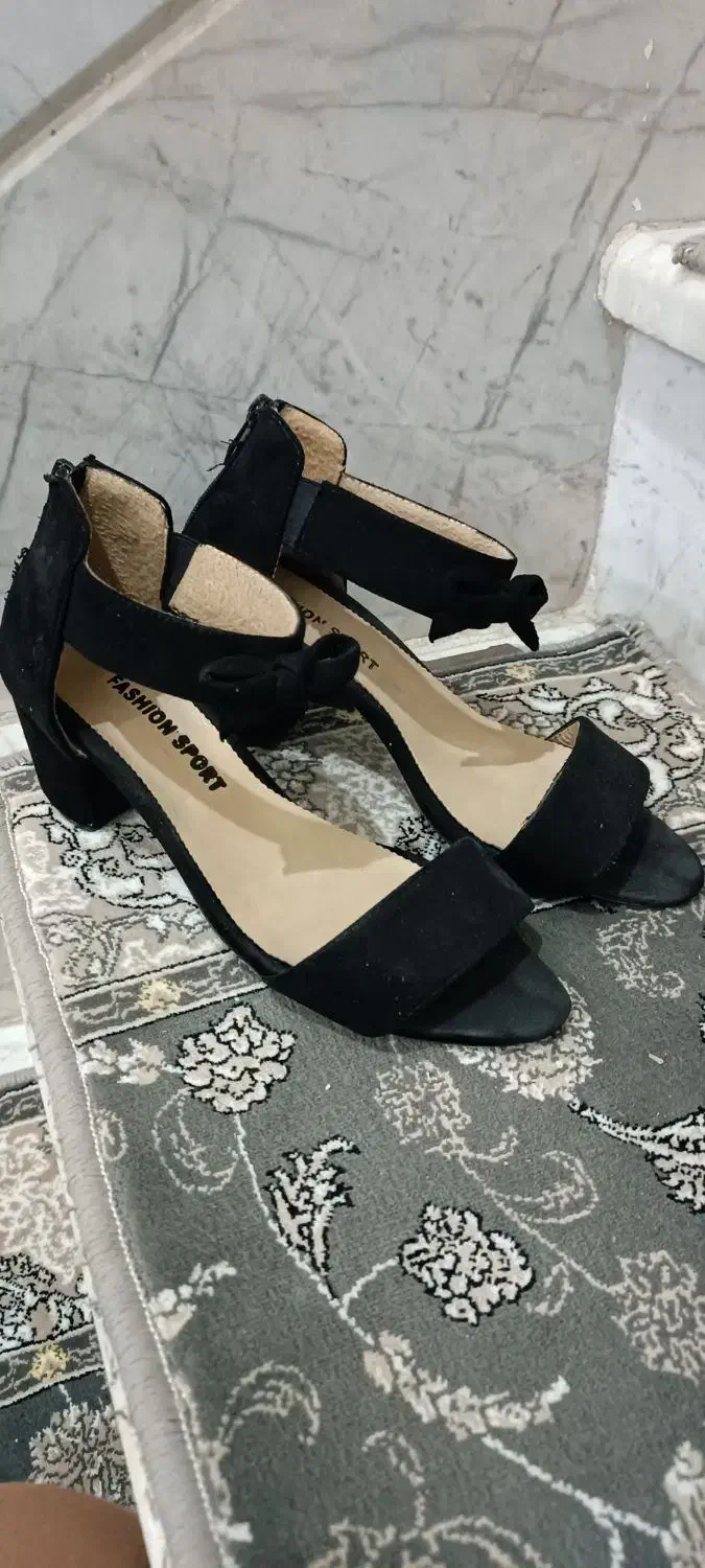 صندل پاشنه دار مجلسی|کیف، کفش، کمربند|قم, فرهنگیان و شهربانی|دیوار