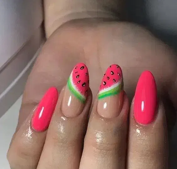 کاشت  یلدایی،، کاشت و ترمیم ناخن دست و پا|خدمات آرایشگری و زیبایی|ارومیه, |دیوار