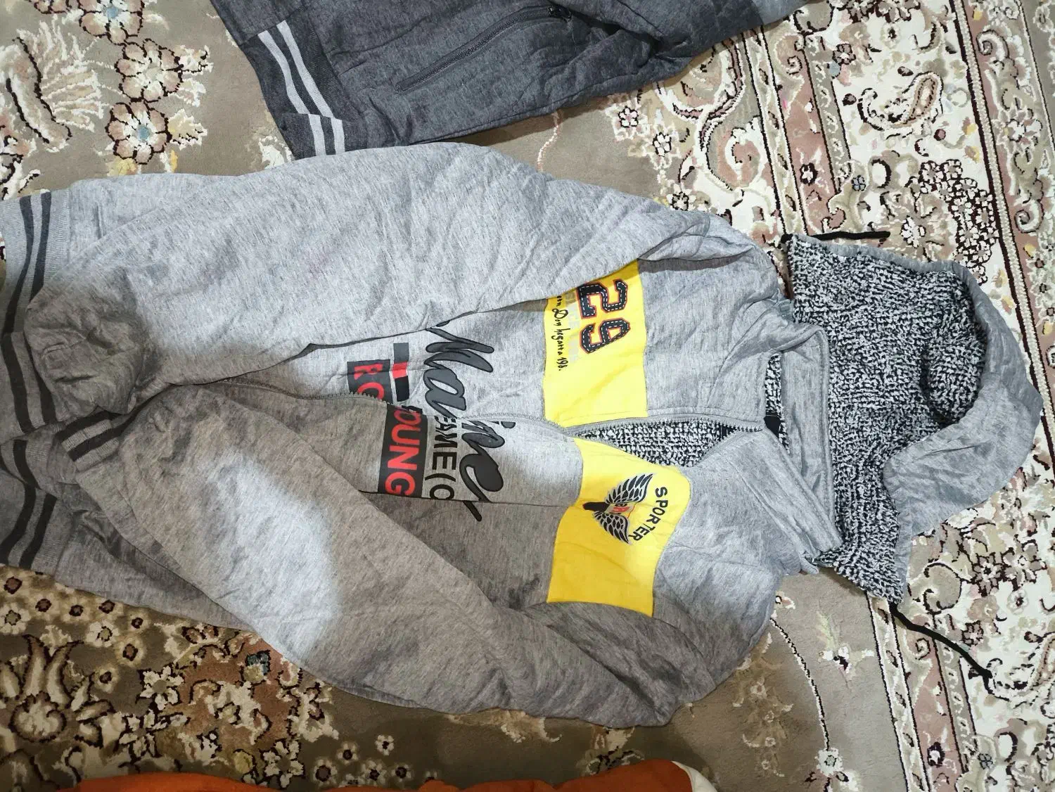 کاپشن نو،برای ۱۰ تا ۱۵ سال|لباس|بندر ماهشهر, |دیوار