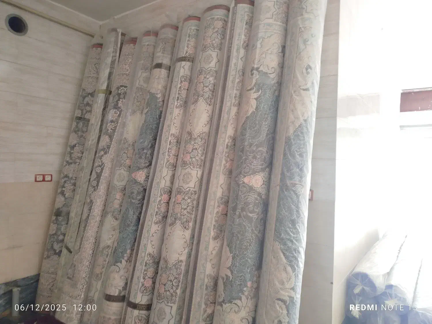 انواع فرش ۷۰۰شانه با تراکم ۲۵۵۰|فرش|خرمآباد, |دیوار