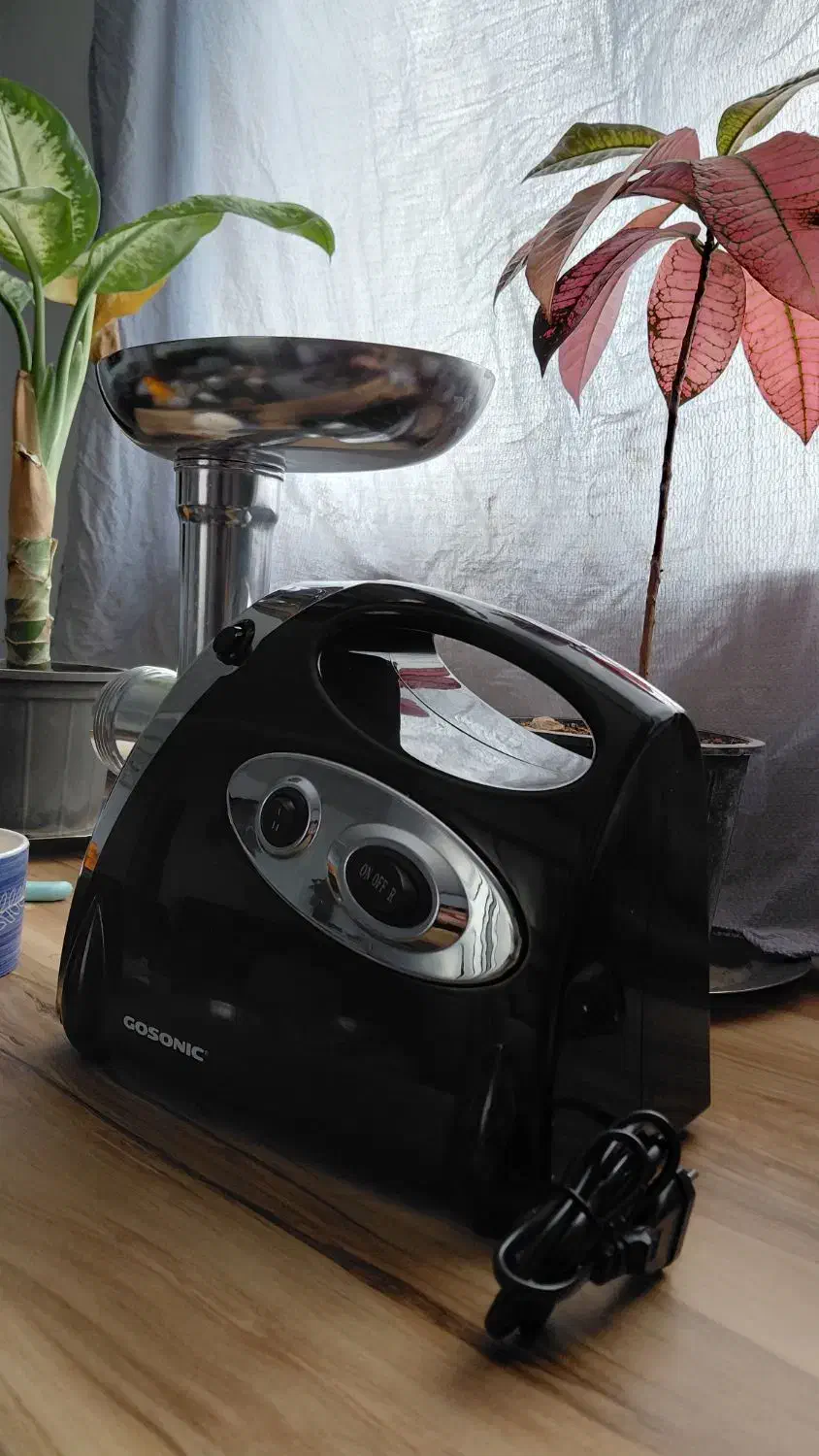 چرخ گوشت نو|خردکن، آسیاب، غذاساز|بجنورد, |دیوار