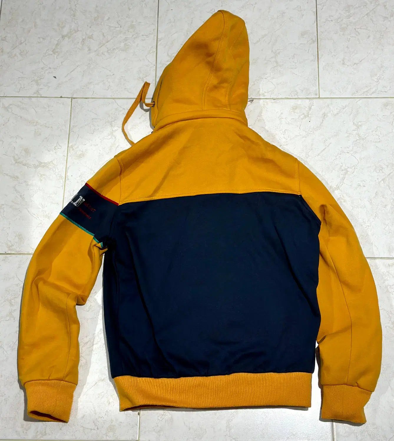 سویشرت مردانه در حد نو|لباس|رامسر, |دیوار