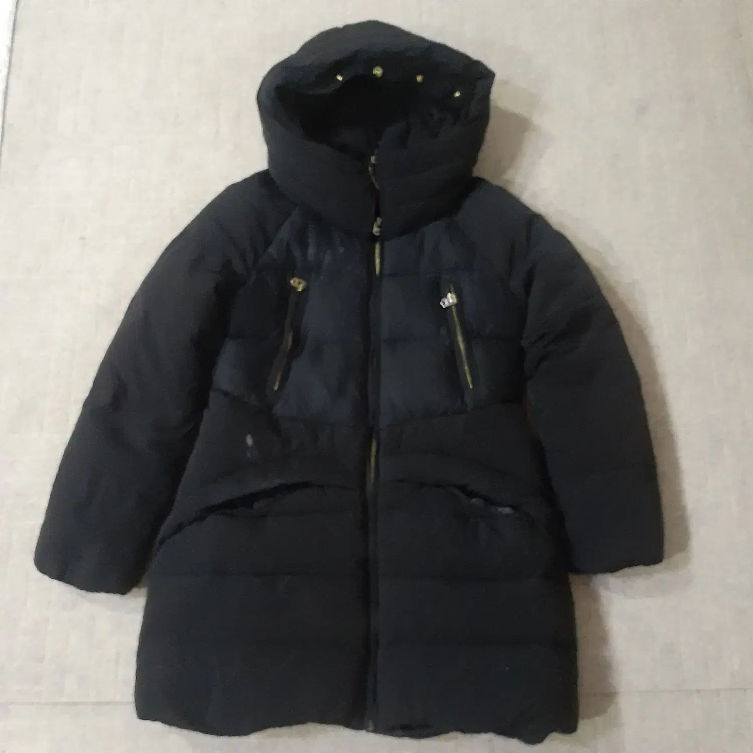 بارونی مشکی وسوریه ای نو|لباس|گنبد کاووس, |دیوار