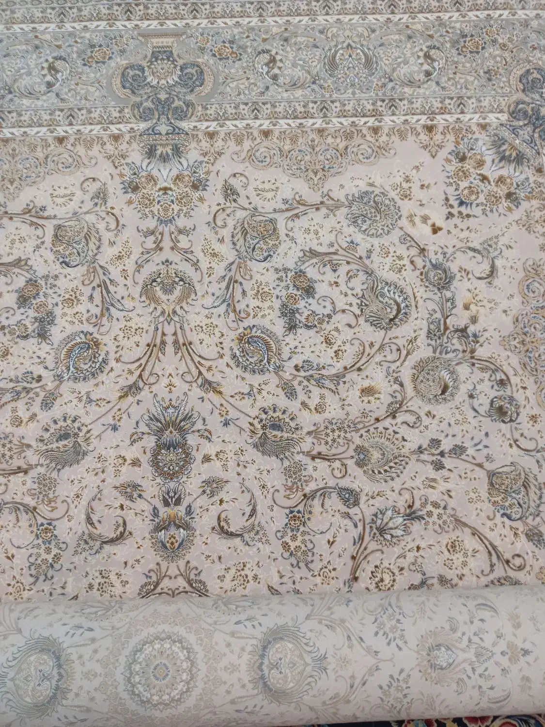 فرش 1500 شانه تراکم 4600|فرش|رشت, یخسازی|دیوار