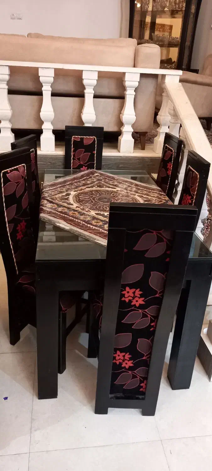 مبل ۷ نفره به همراه میز نهارخوری ۶ نفره و بوفه|مبلمان خانگی و میز عسلی|رفسنجان, |دیوار